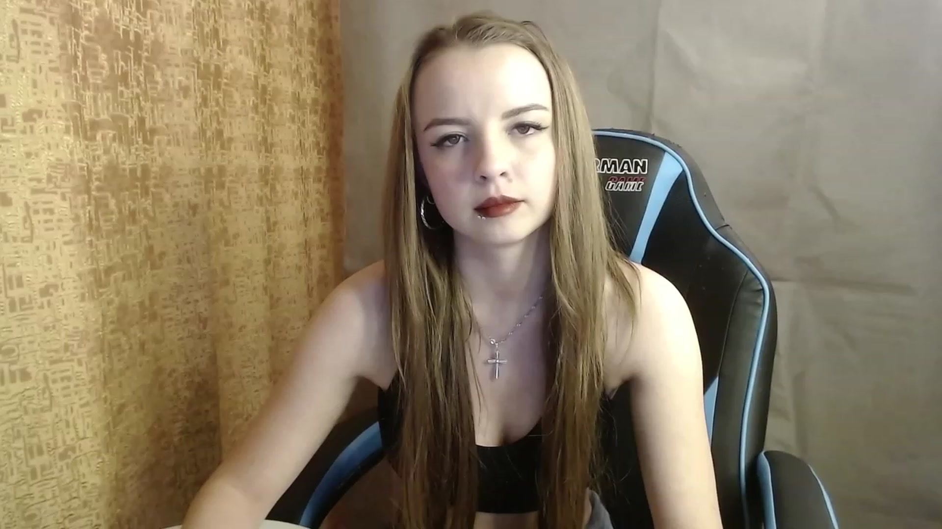Gallery image thumbnail from Lio_noy's myfreecams stream on, 01/09/2023, 24:00 image 19 of 20