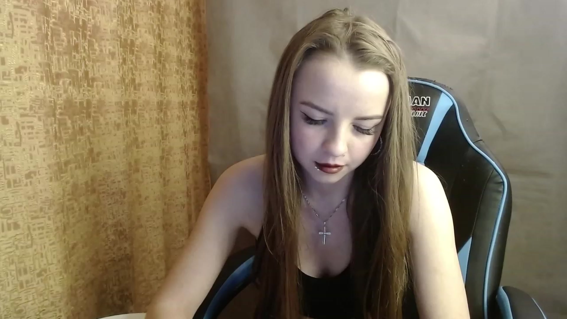Gallery image thumbnail from Lio_noy's myfreecams stream on, 01/09/2023, 24:00 image 1 of 20