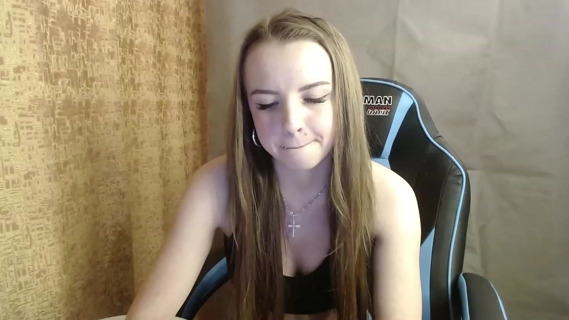 Gallery image thumbnail from Lio_noy's myfreecams stream on, 01/09/2023, 24:00 image 15 of 20