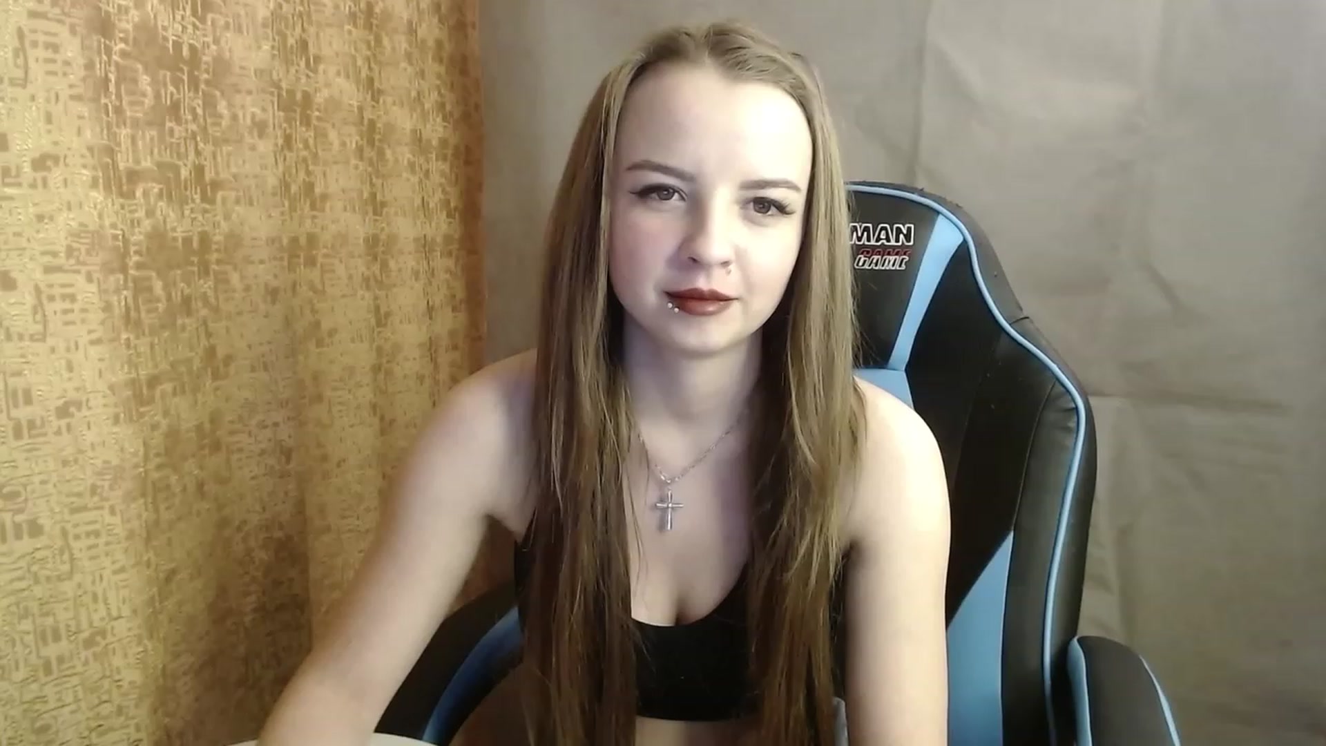 Gallery image thumbnail from Lio_noy's myfreecams stream on, 01/09/2023, 24:00 image 18 of 20