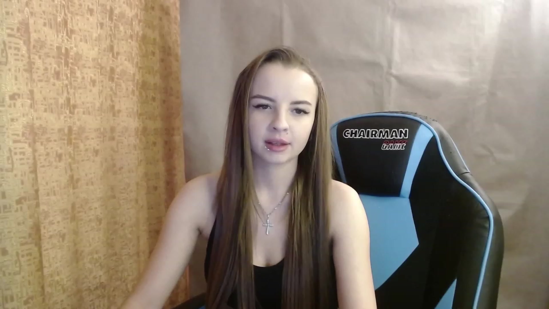 Gallery image thumbnail from Lio_noy's myfreecams stream on, 01/10/2023, 18:43 image 11 of 20