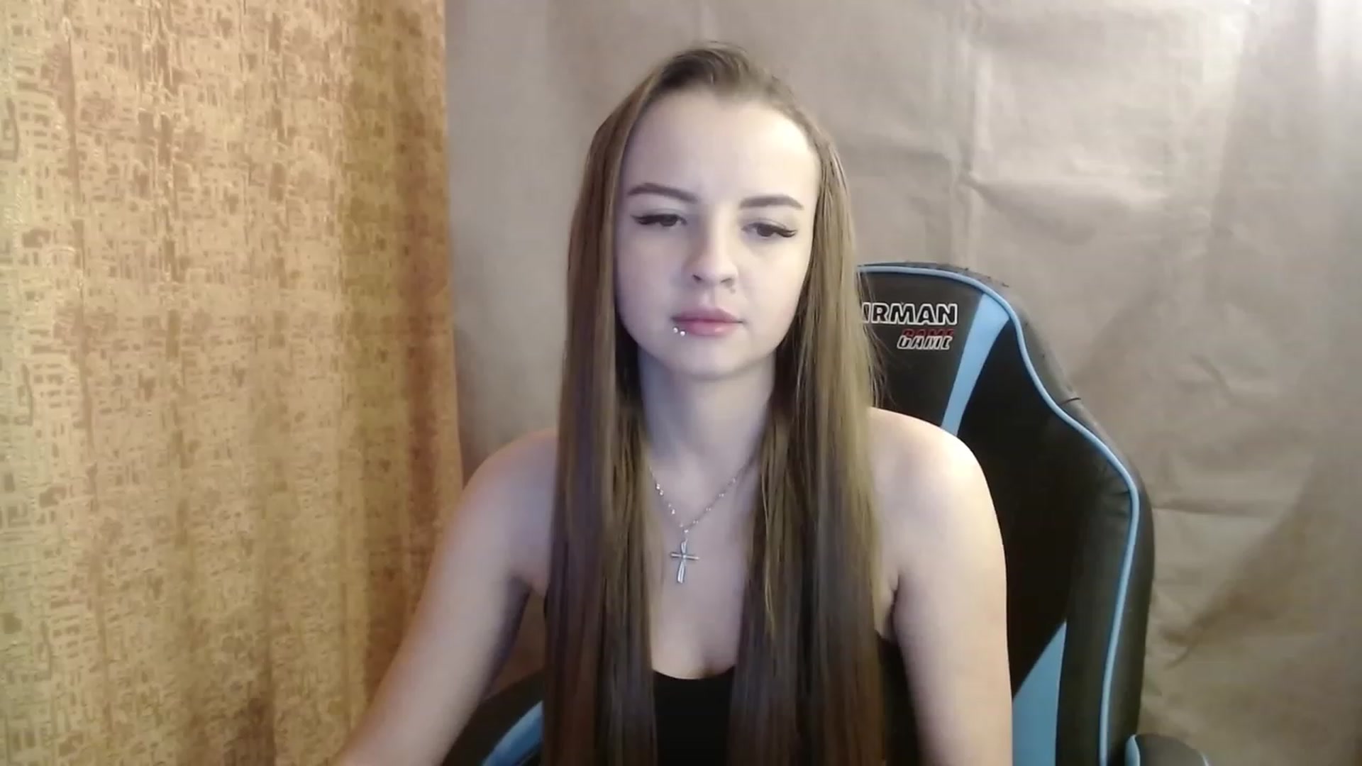 Gallery image thumbnail from Lio_noy's myfreecams stream on, 01/10/2023, 18:43 image 7 of 20