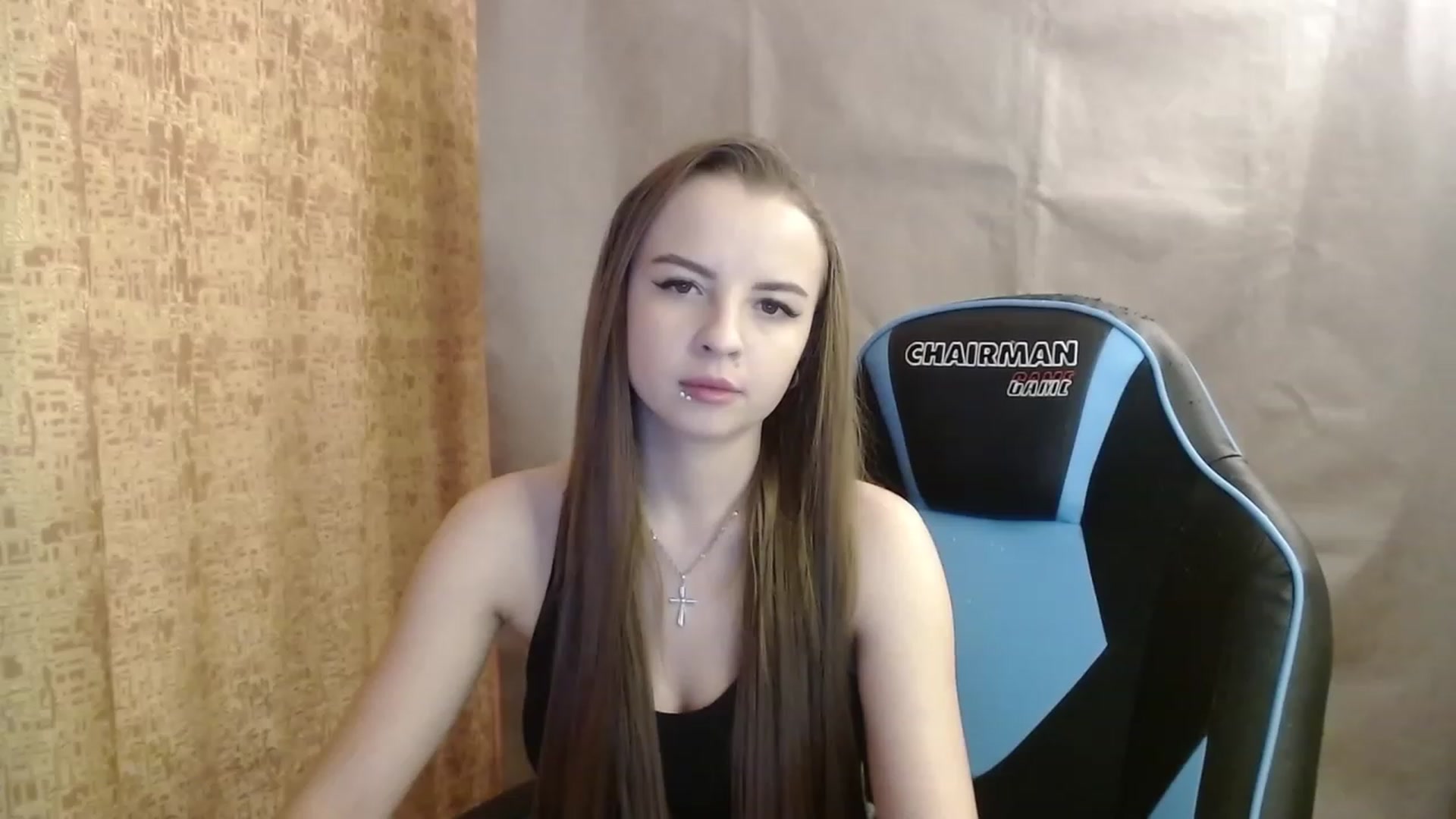 Gallery image thumbnail from Lio_noy's myfreecams stream on, 01/10/2023, 18:43 image 15 of 20