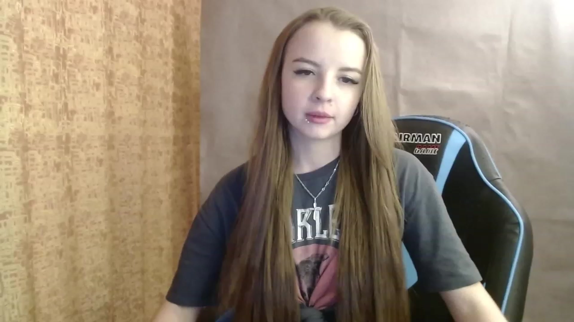 Gallery image thumbnail from Lio_noy's myfreecams stream on, 01/13/2023, 03:11 image 16 of 20