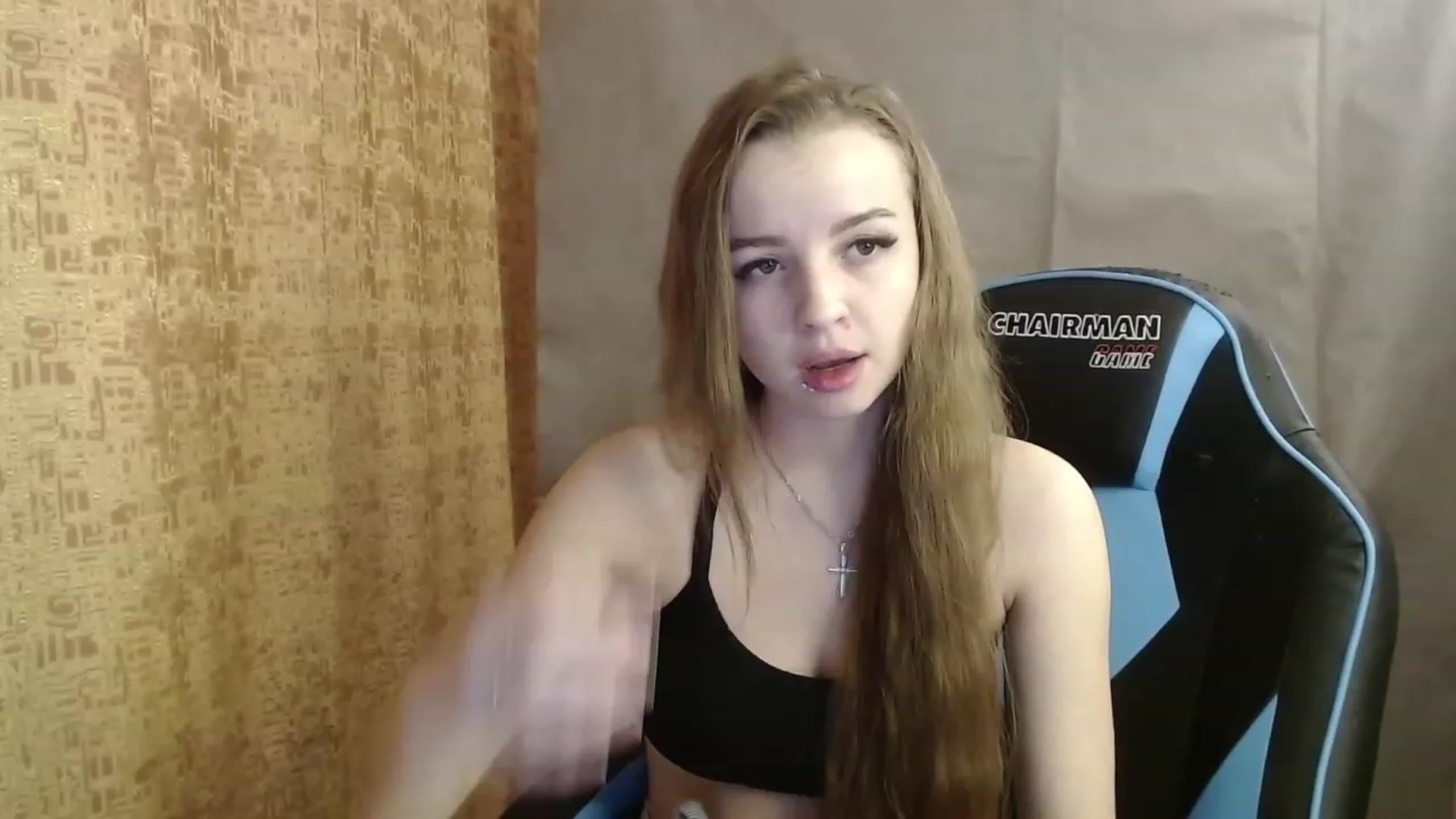 Gallery image thumbnail from Lio_noy's myfreecams stream on, 01/17/2023, 24:01 image 1 of 20
