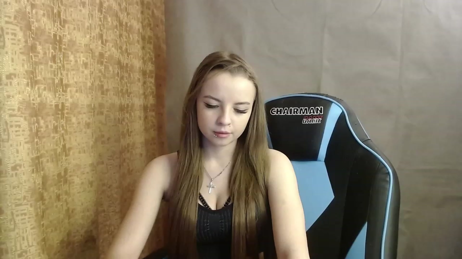 Gallery image thumbnail from Lio_noy's myfreecams stream on, 01/19/2023, 18:57 image 5 of 20