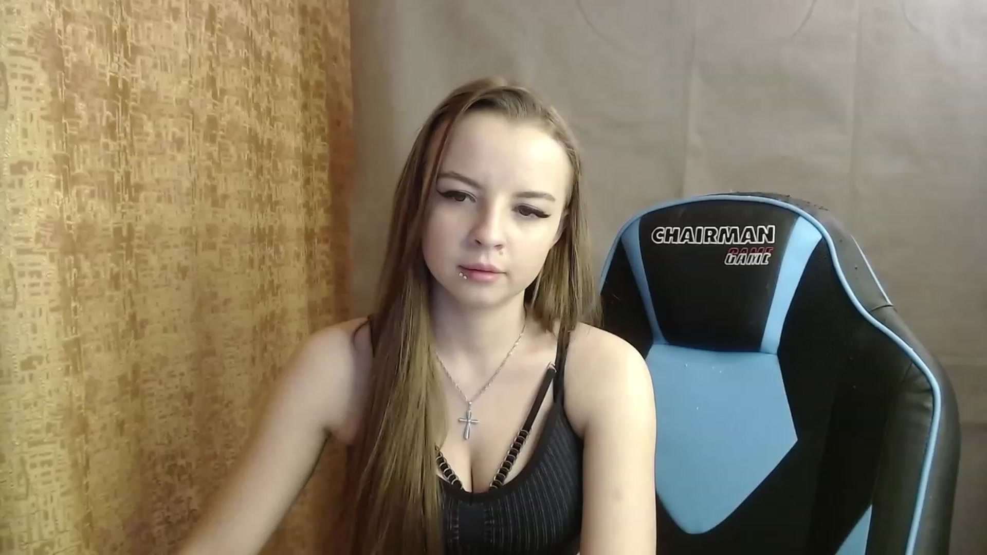 Gallery image thumbnail from Lio_noy's myfreecams stream on, 01/19/2023, 18:57 image 15 of 20