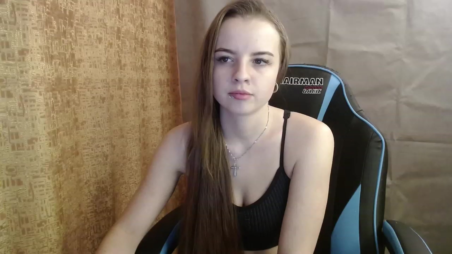 Gallery image thumbnail from Lio_noy's myfreecams stream on, 02/04/2023, 22:27 image 10 of 20