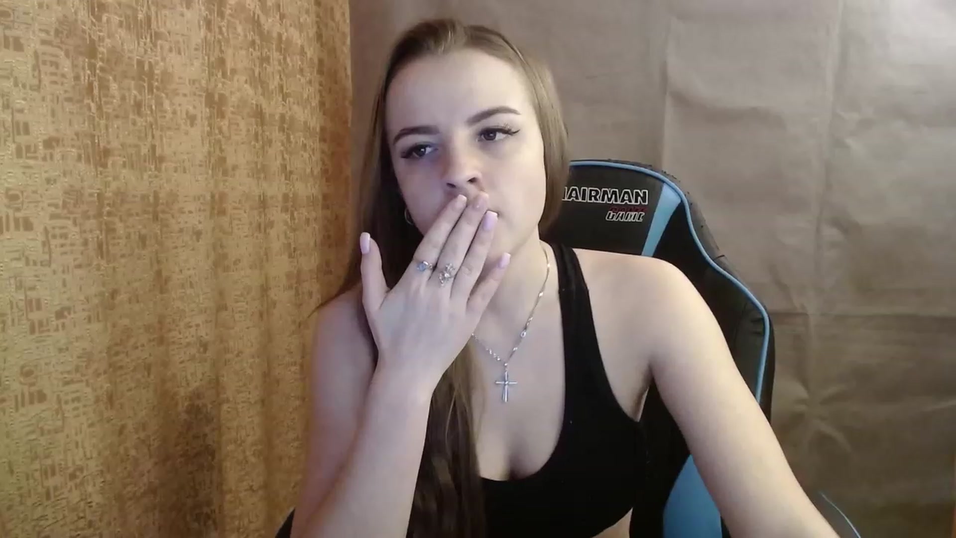 Gallery image thumbnail from Lio_noy's myfreecams stream on, 02/06/2023, 15:06 image 20 of 20
