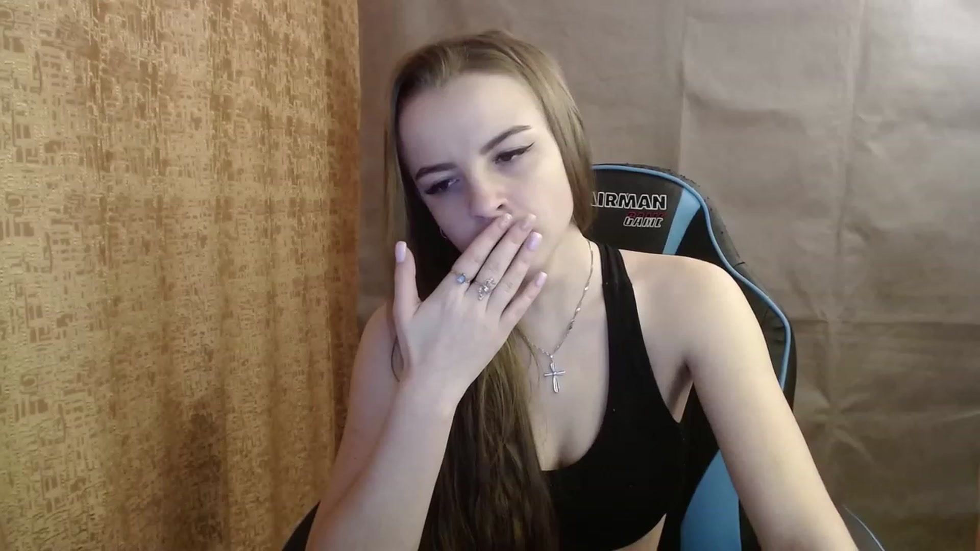 Gallery image thumbnail from Lio_noy's myfreecams stream on, 02/06/2023, 15:06 image 19 of 20