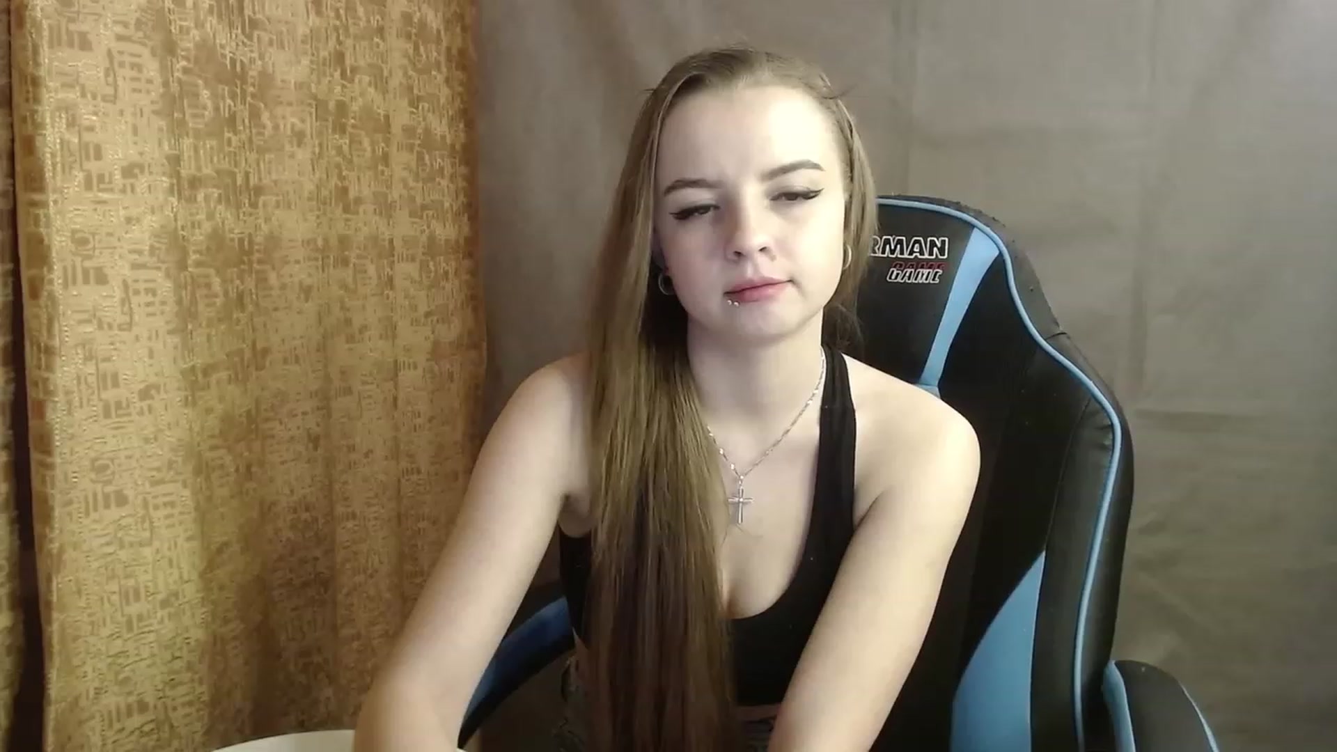 Gallery image thumbnail from Lio_noy's myfreecams stream on, 02/10/2023, 22:15 image 1 of 20