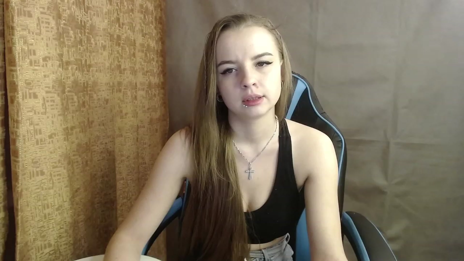 Gallery image thumbnail from Lio_noy's myfreecams stream on, 02/10/2023, 23:05 image 20 of 20