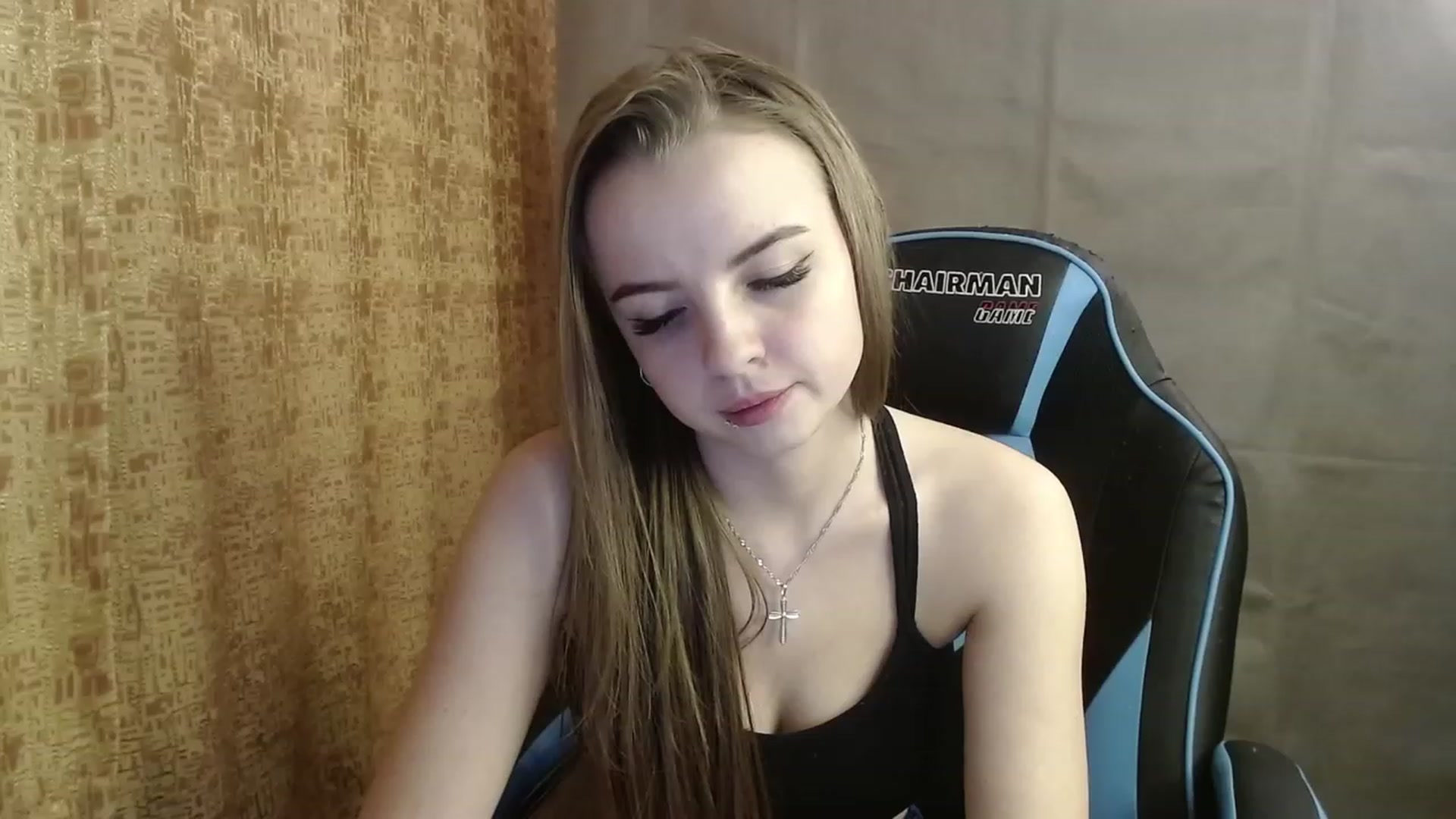 Gallery image thumbnail from Lio_noy's myfreecams stream on, 02/13/2023, 22:21 image 14 of 20