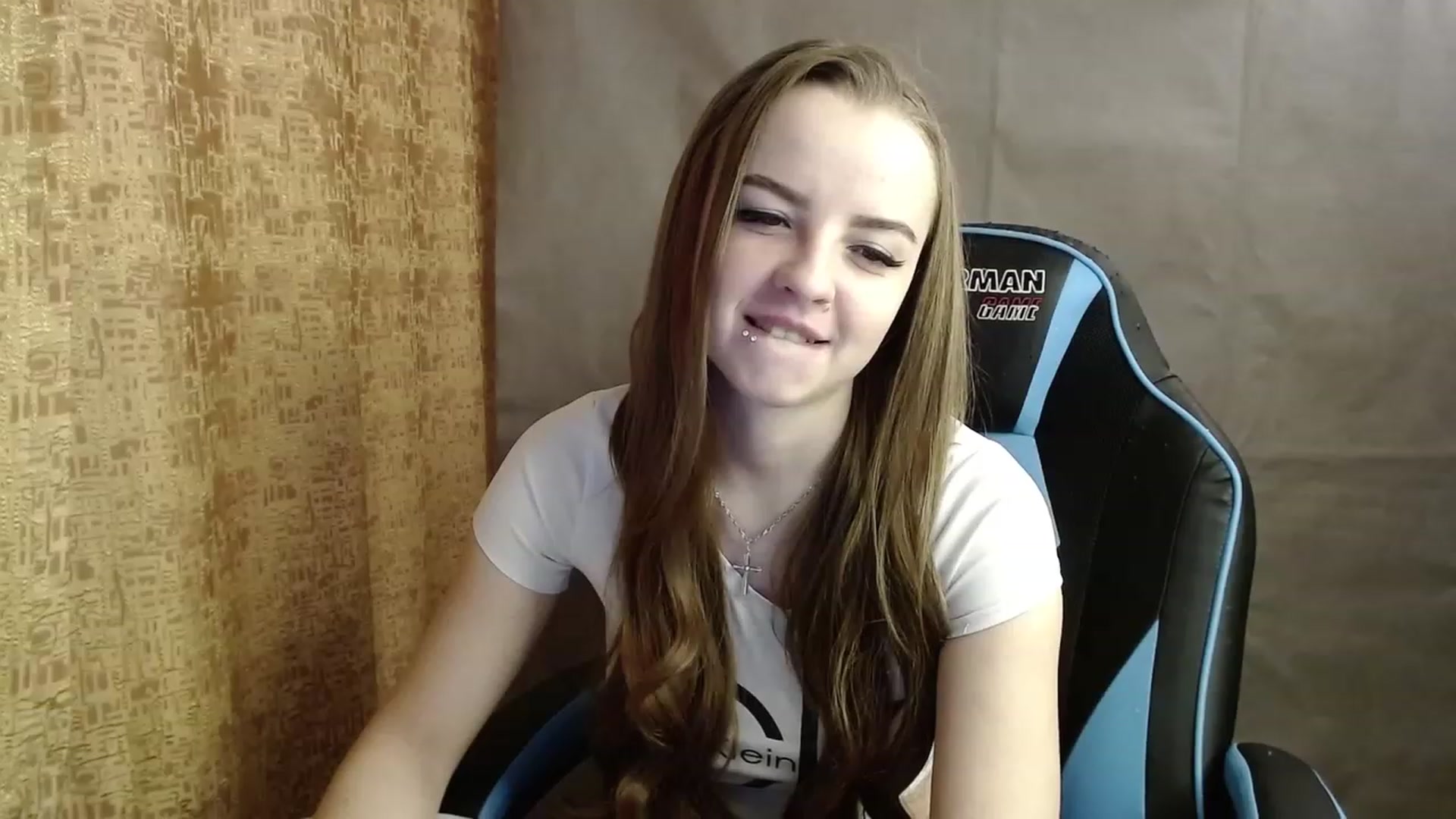 Gallery image thumbnail from Lio_noy's myfreecams stream on, 02/18/2023, 14:52 image 13 of 20