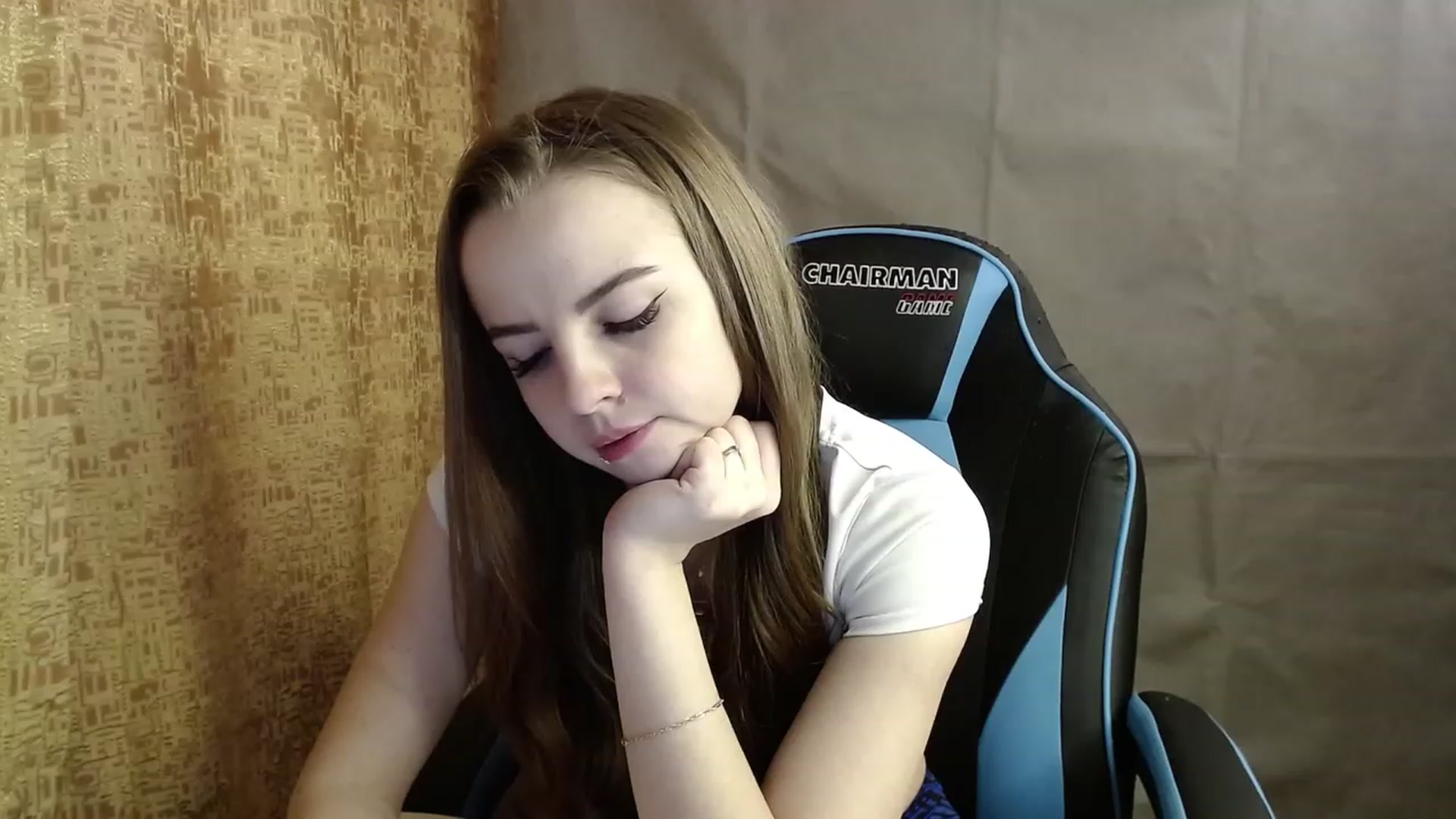 Gallery image thumbnail from Lio_noy's myfreecams stream on, 02/18/2023, 14:52 image 20 of 20