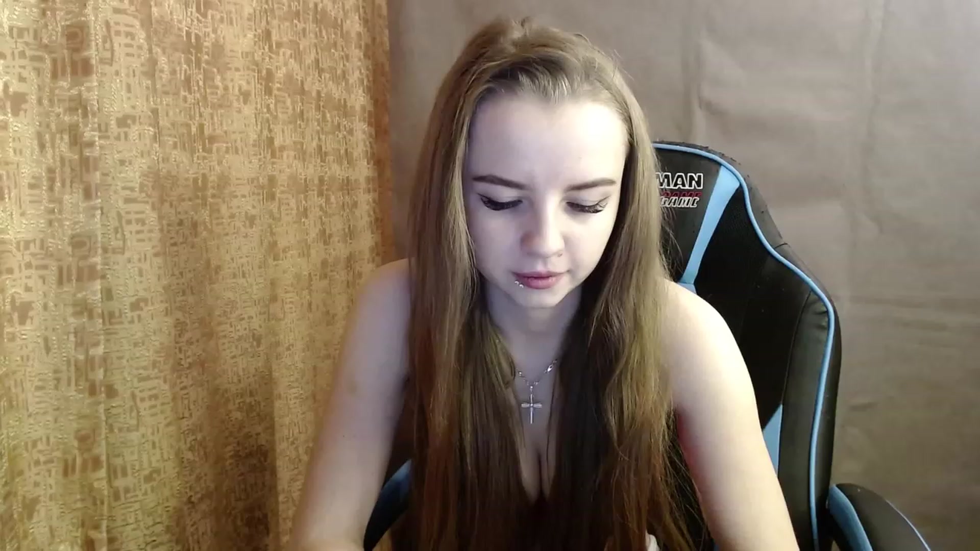 Gallery image thumbnail from Lio_noy's myfreecams stream on, 02/28/2023, 22:36 image 14 of 20