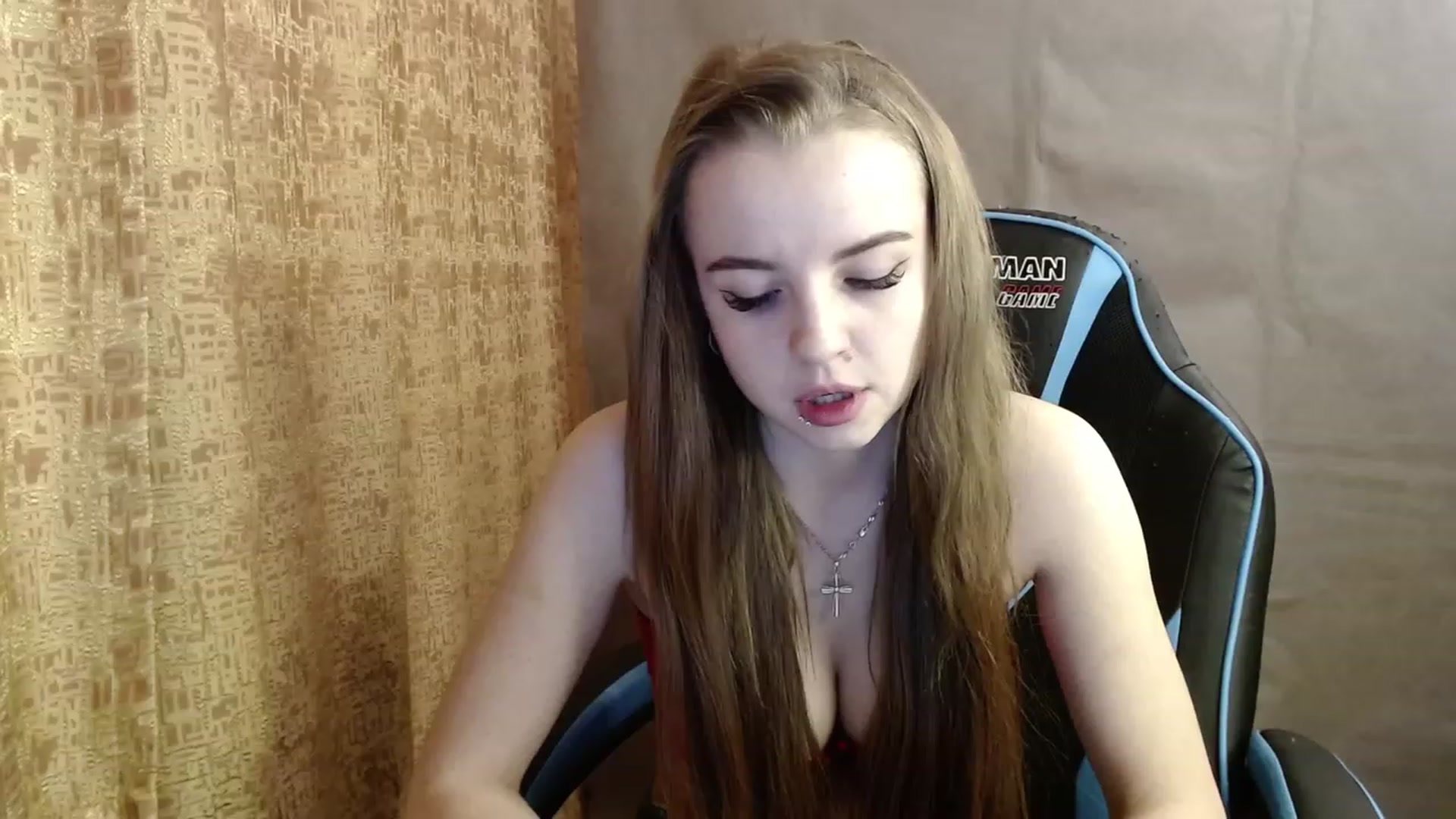 Gallery image thumbnail from Lio_noy's myfreecams stream on, 02/28/2023, 22:36 image 6 of 20