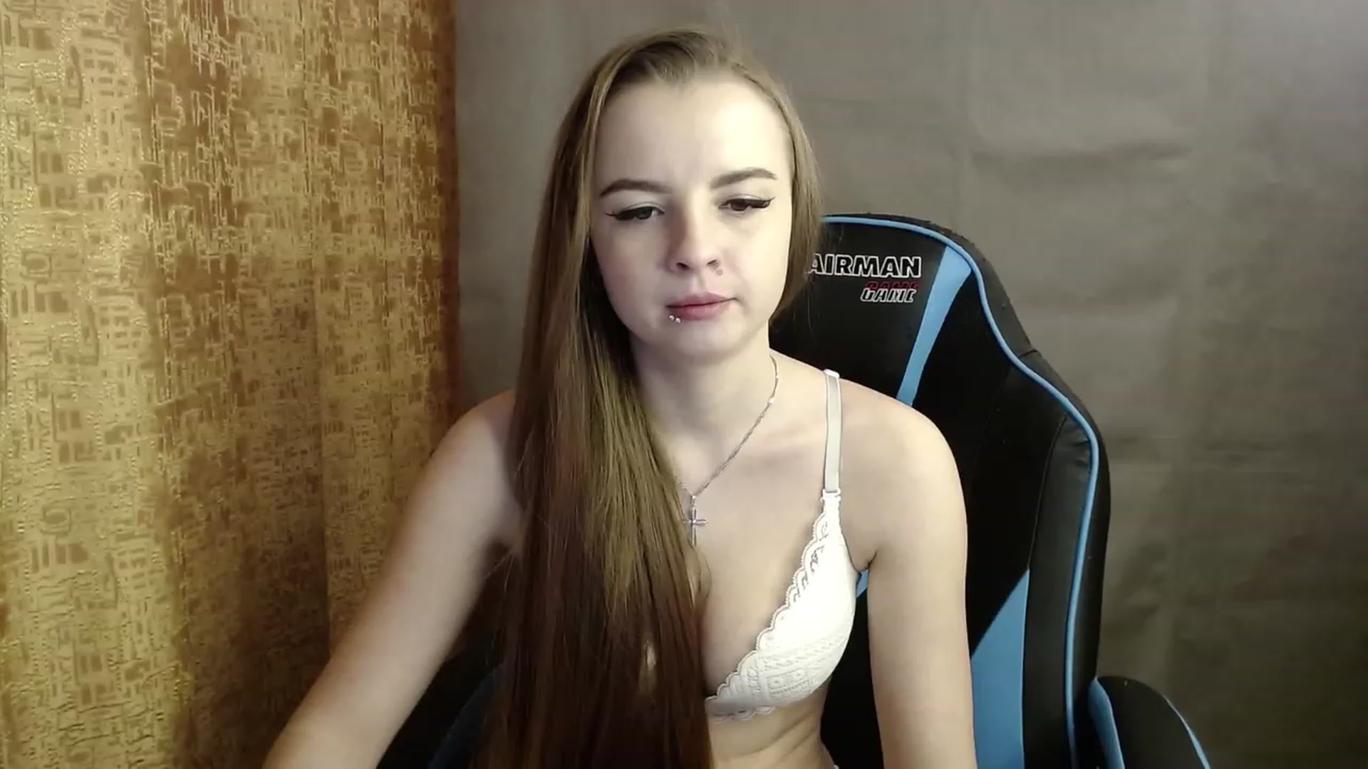 Gallery image thumbnail from Lio_noy's myfreecams stream on, 03/07/2023, 24:07 image 5 of 20