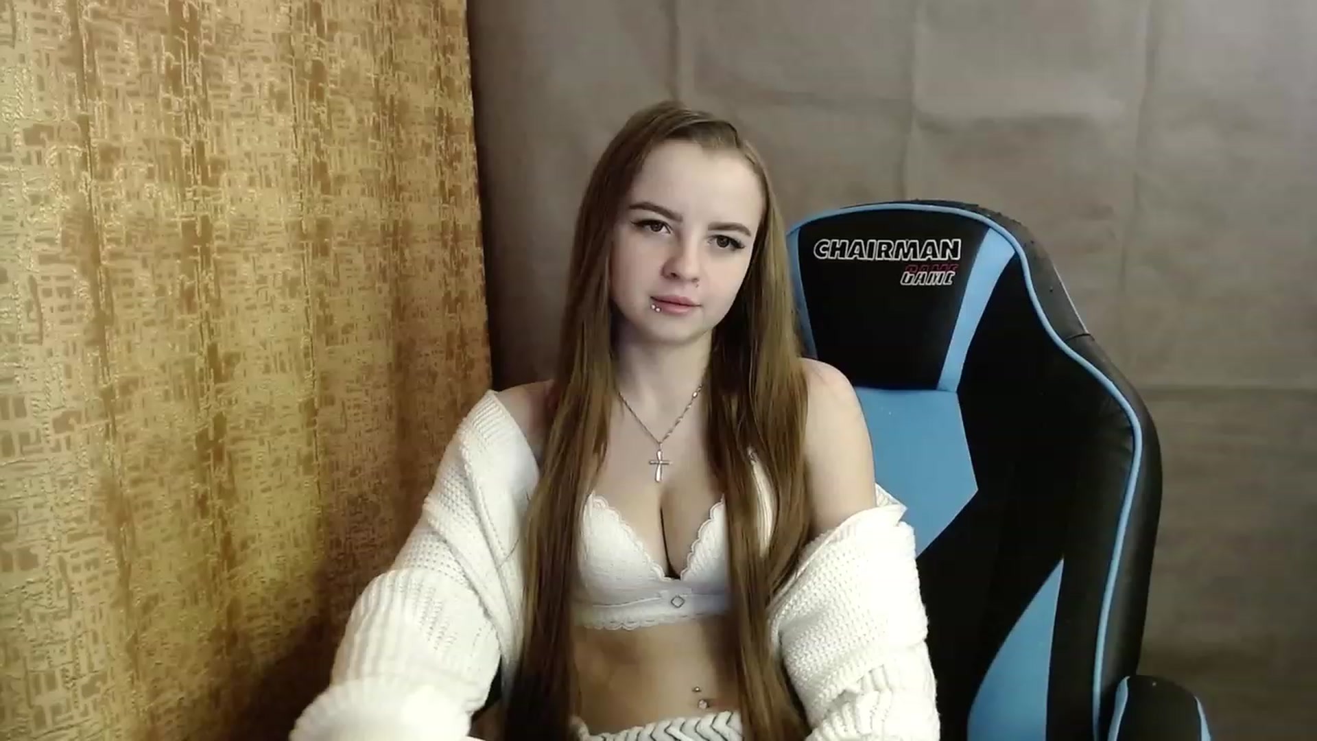 Gallery image thumbnail from Lio_noy's myfreecams stream on, 03/11/2023, 17:27 image 1 of 20