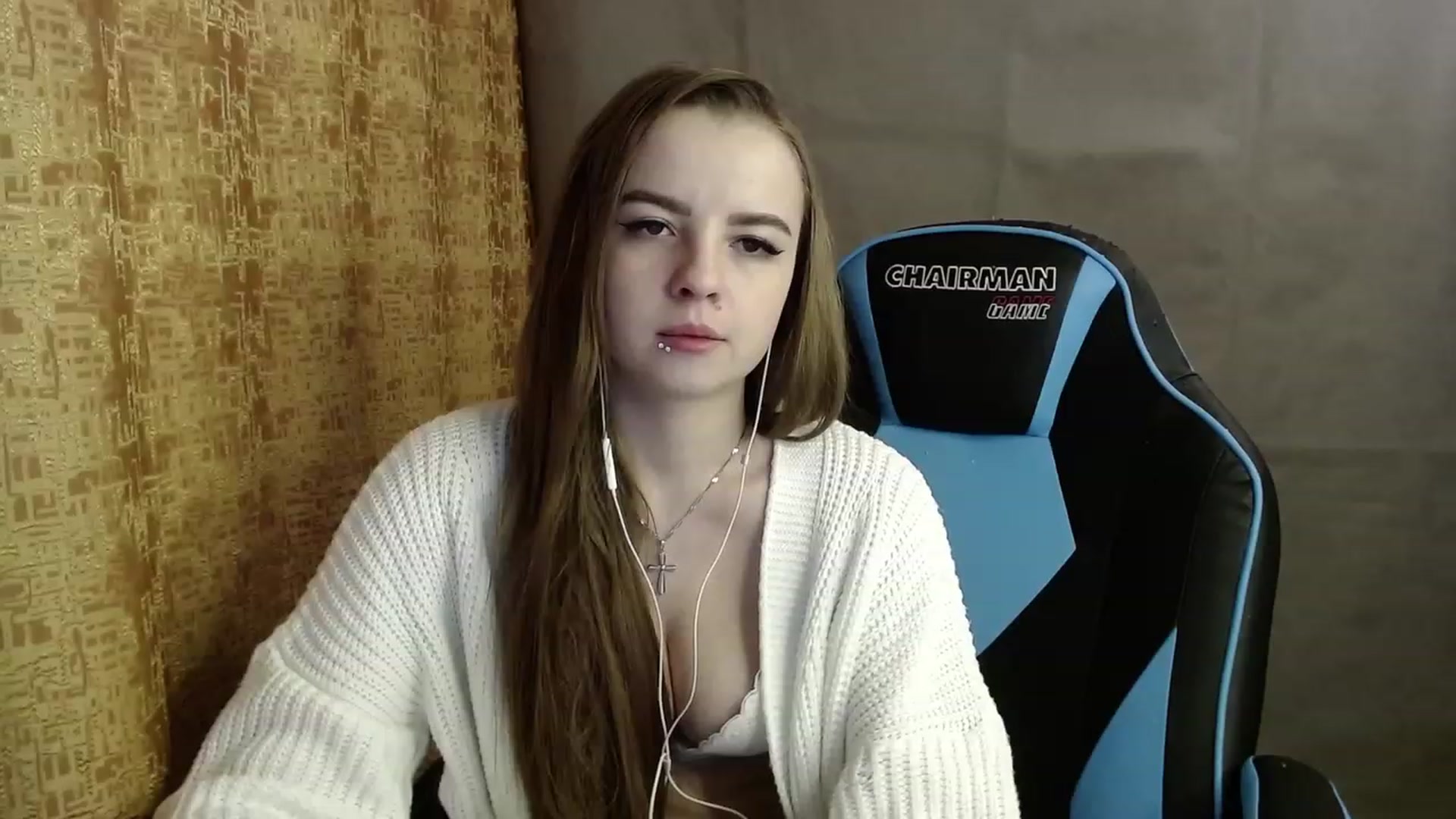 Gallery image thumbnail from Lio_noy's myfreecams stream on, 03/12/2023, 02:19 image 16 of 20