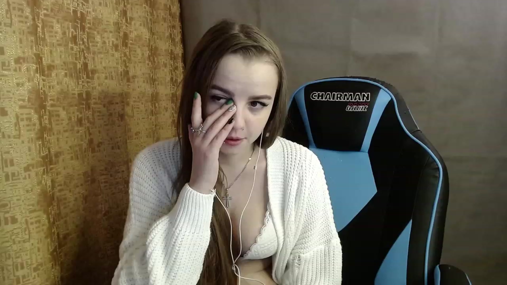 Gallery image thumbnail from Lio_noy's myfreecams stream on, 03/12/2023, 02:19 image 7 of 20