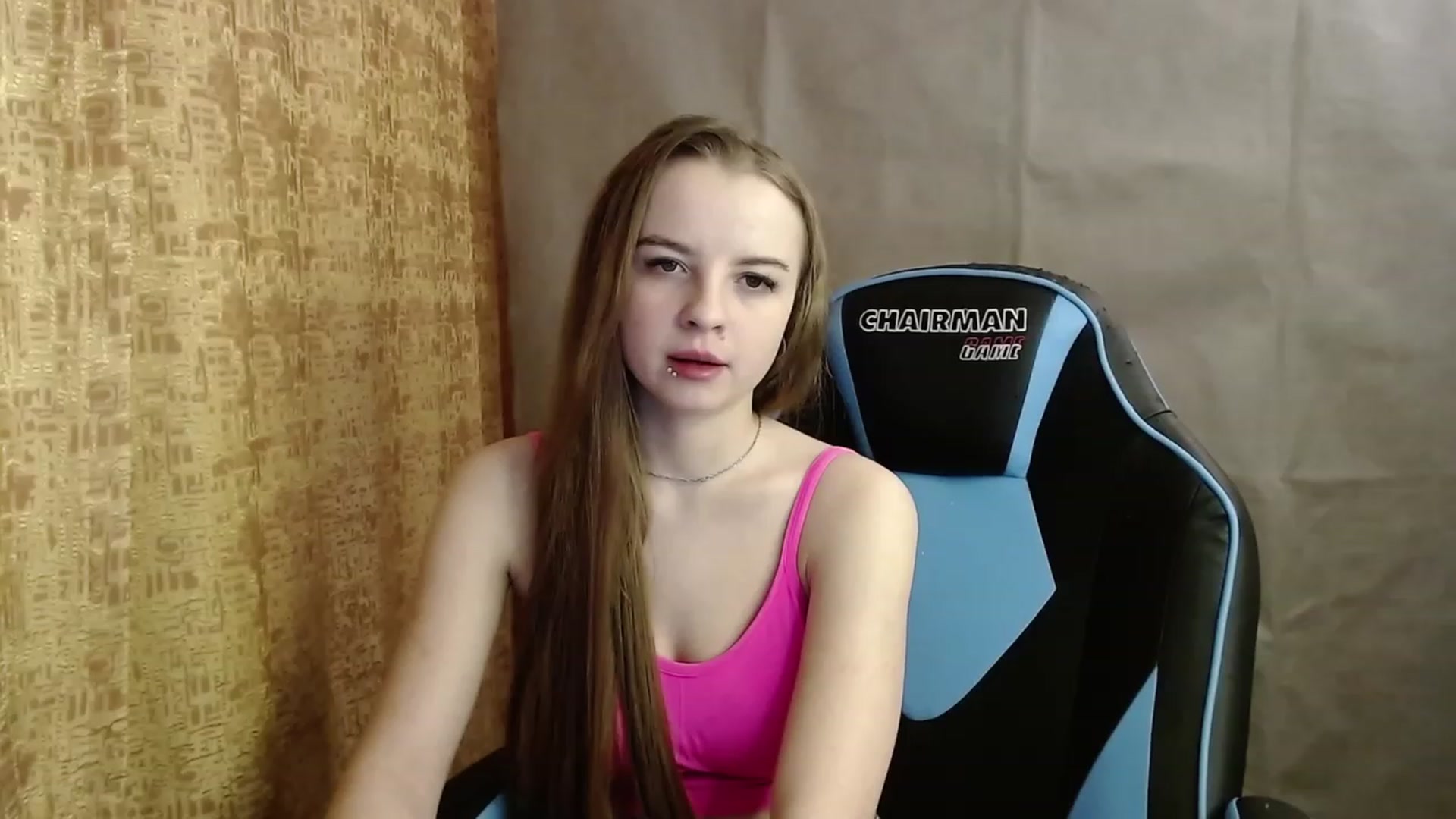 Gallery image thumbnail from Lio_noy's myfreecams stream on, 03/17/2023, 23:00 image 15 of 20