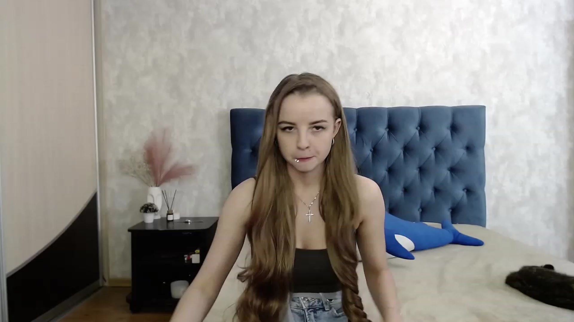 Gallery image thumbnail from Lio_noy's myfreecams stream on, 04/16/2023, 22:54 image 10 of 20