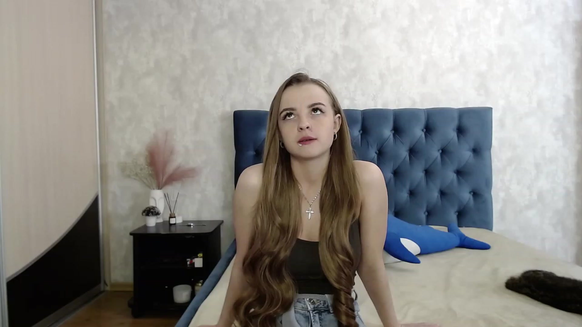 Gallery image thumbnail from Lio_noy's myfreecams stream on, 04/16/2023, 22:54 image 14 of 20