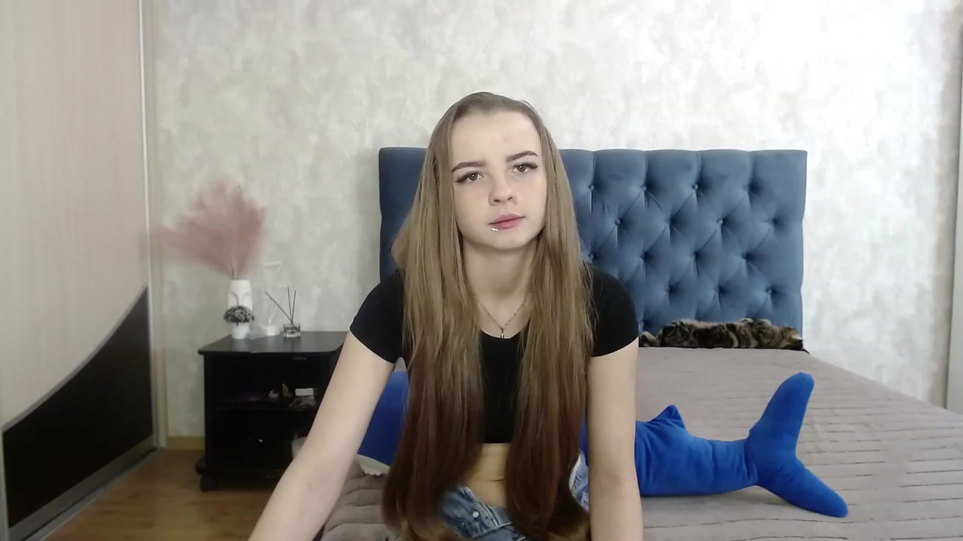 Gallery image thumbnail from Lio_noy's myfreecams stream on, 05/14/2023, 23:03 image 3 of 20