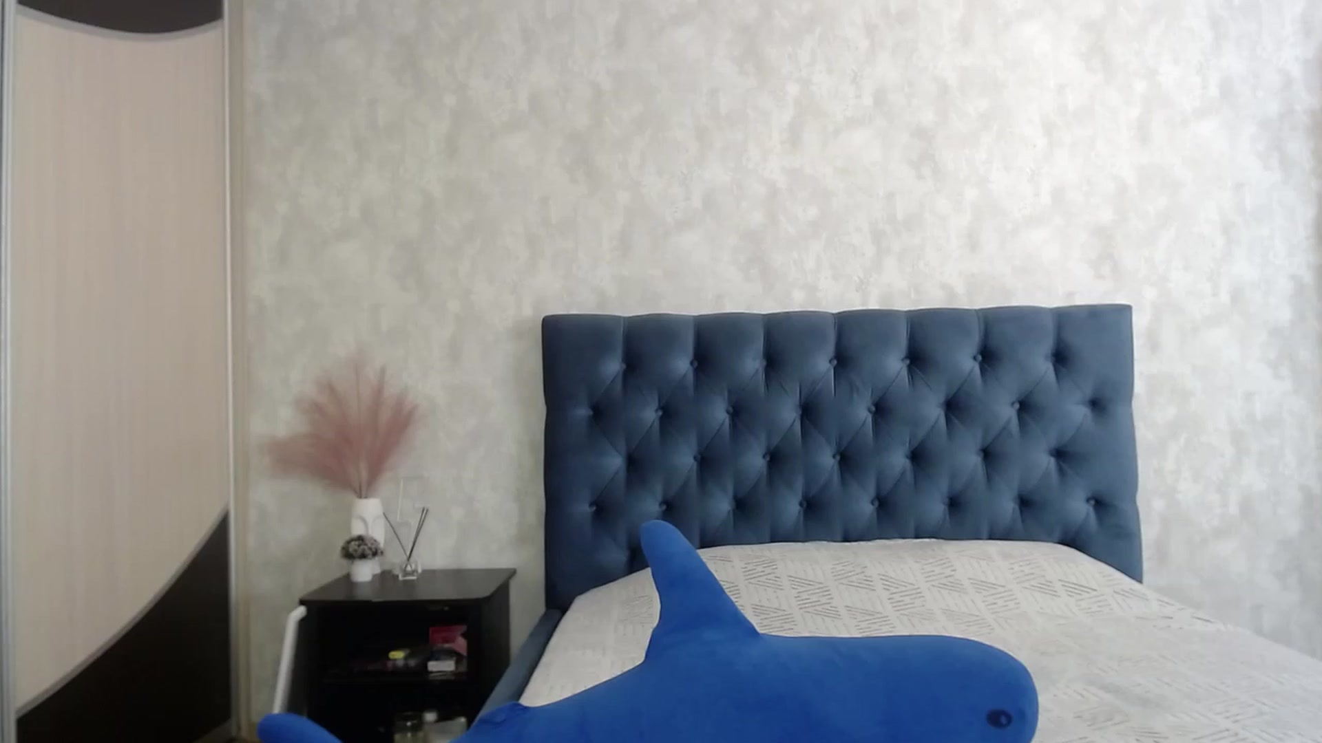 Gallery image thumbnail from Lio_noy's myfreecams stream on, 05/26/2023, 14:15 image 14 of 20