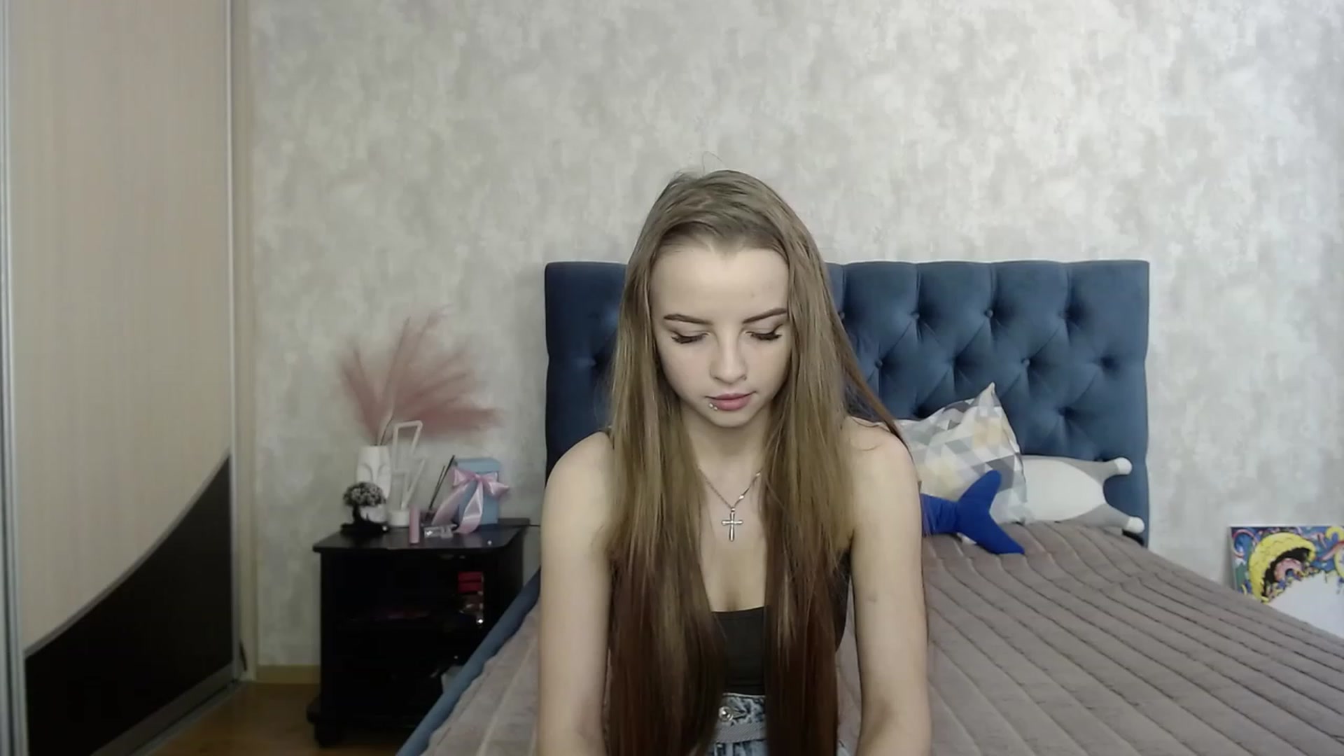 Gallery image thumbnail from Lio_noy's myfreecams stream on, 07/09/2023, 23:38 image 7 of 20