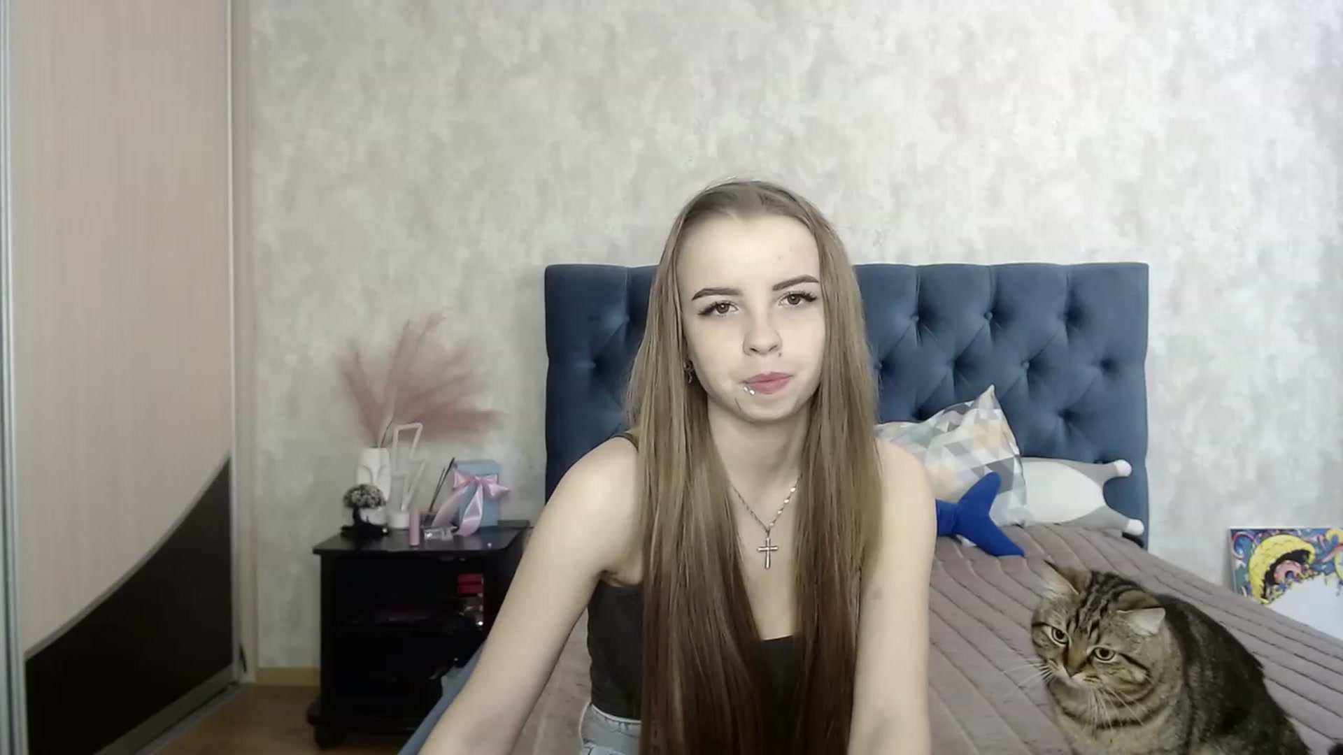 Gallery image thumbnail from Lio_noy's myfreecams stream on, 07/09/2023, 23:38 image 3 of 20