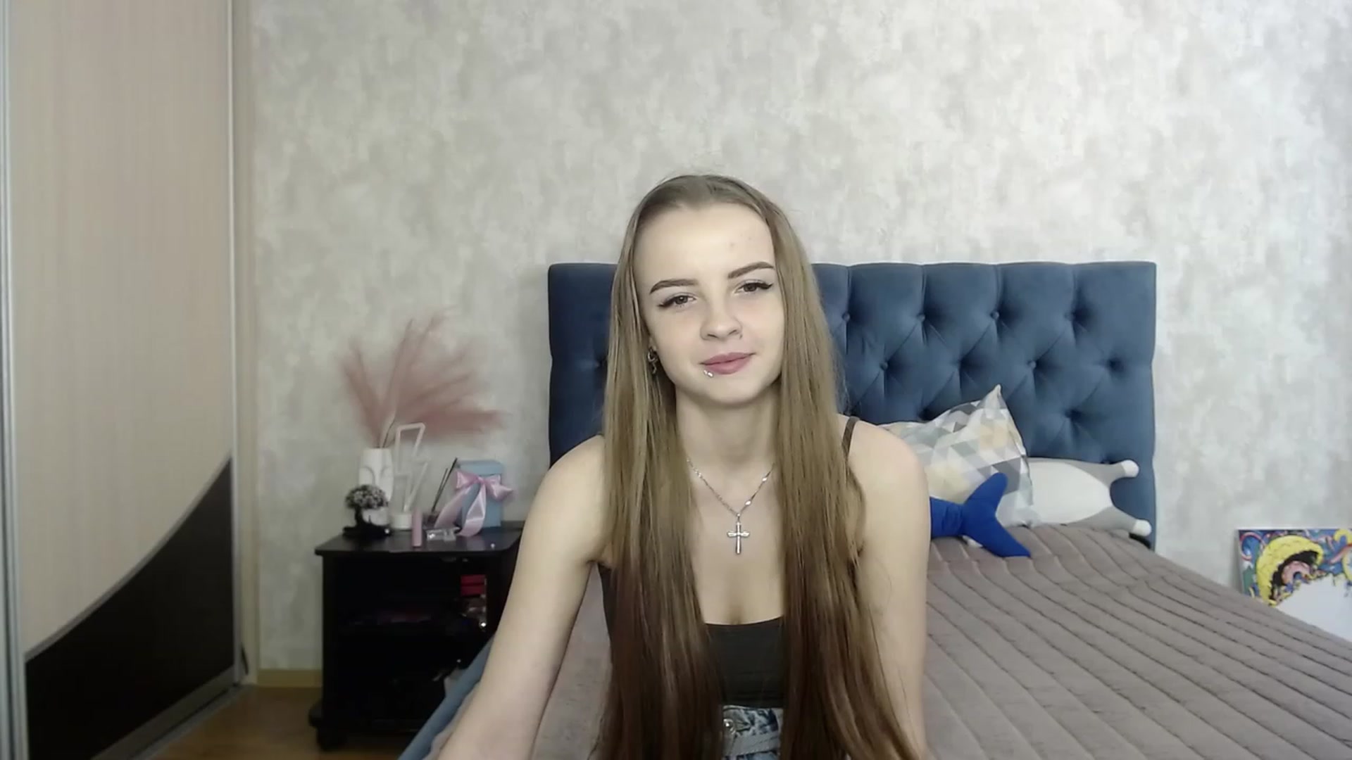 Gallery image thumbnail from Lio_noy's myfreecams stream on, 07/09/2023, 23:38 image 8 of 20