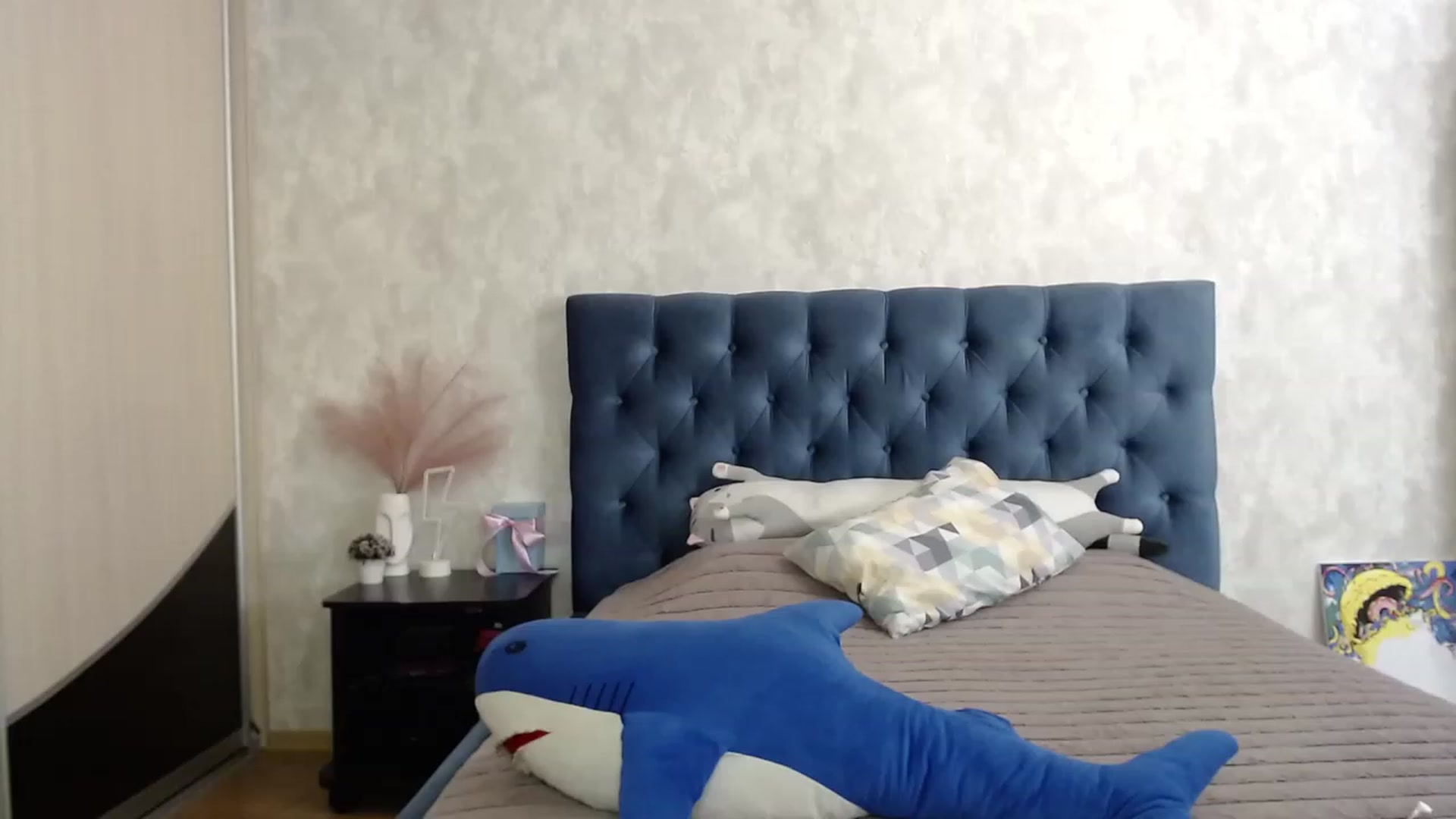 Gallery image thumbnail from Lio_noy's myfreecams stream on, 08/12/2023, 13:48 image 18 of 20