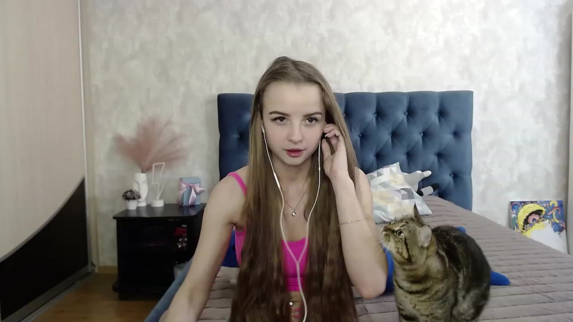 Gallery image thumbnail from Lio_noy's myfreecams stream on, 08/14/2023, 23:37 image 2 of 20