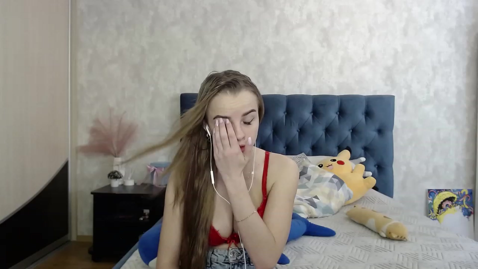 Gallery image thumbnail from Lio_noy's myfreecams stream on, 08/30/2023, 22:53 image 5 of 20