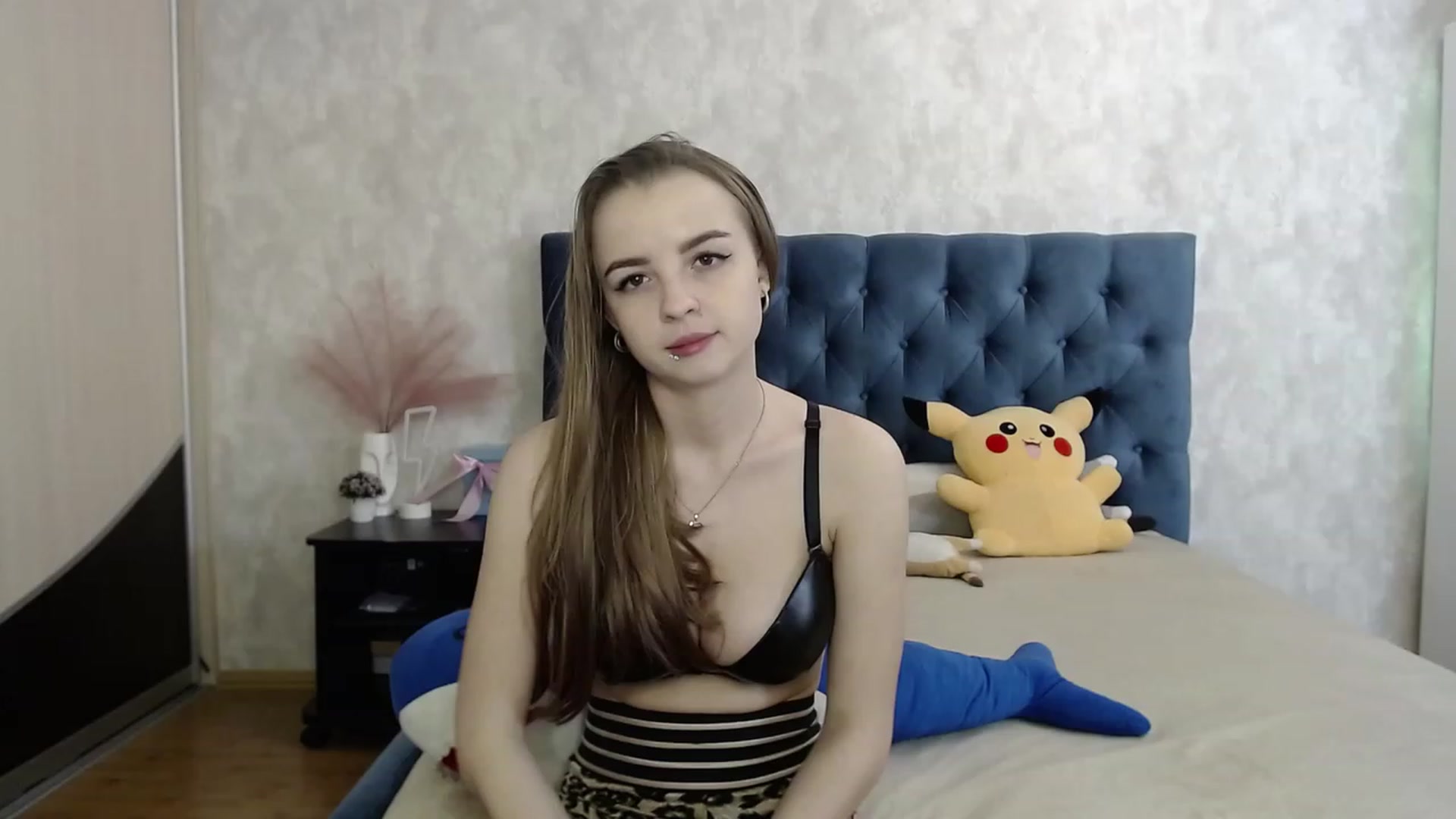 Gallery image thumbnail from Lio_noy's myfreecams stream on, 09/23/2023, 22:55 image 12 of 20