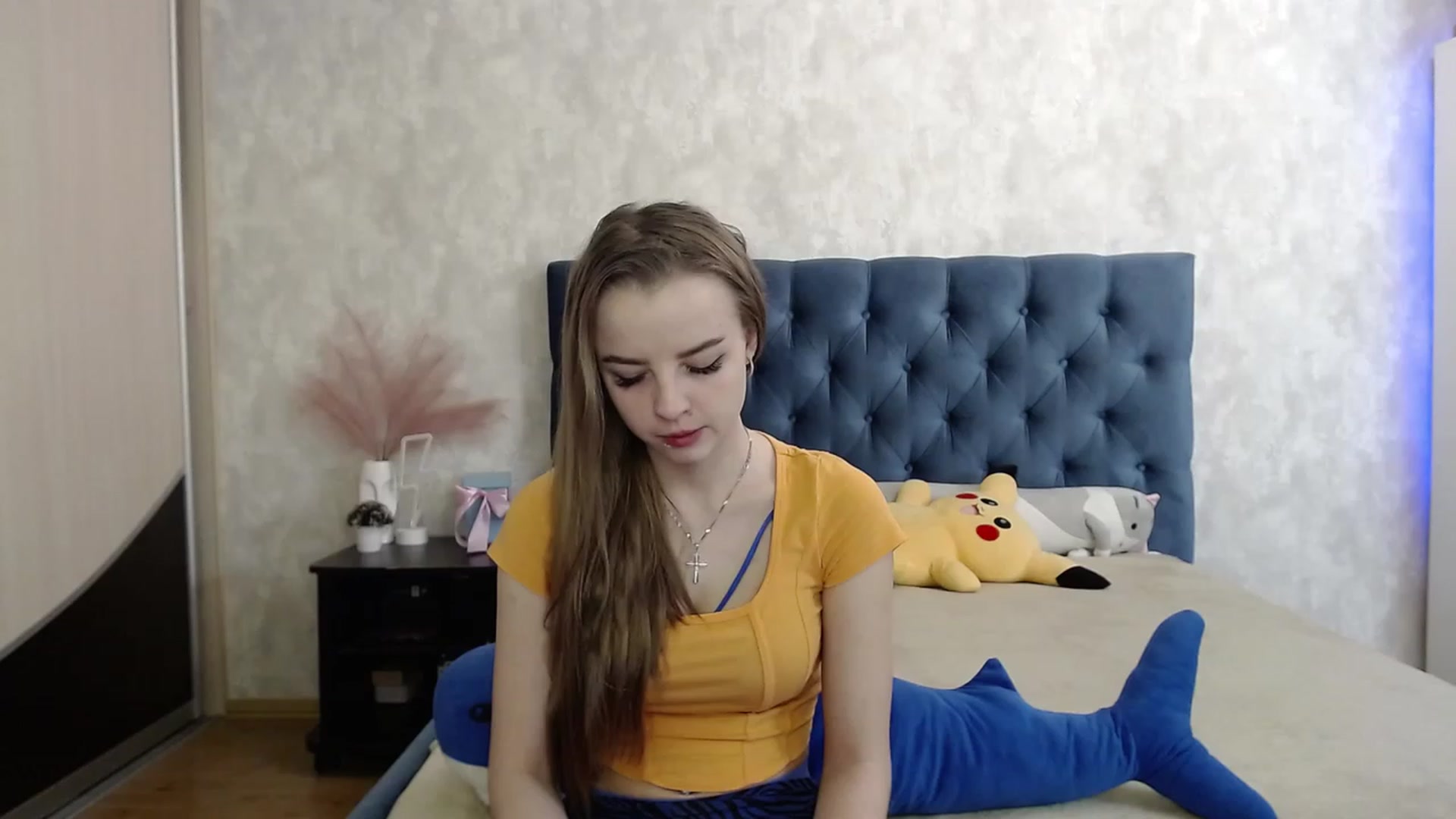 Gallery image thumbnail from Lio_noy's myfreecams stream on, 10/16/2023, 22:06 image 20 of 20