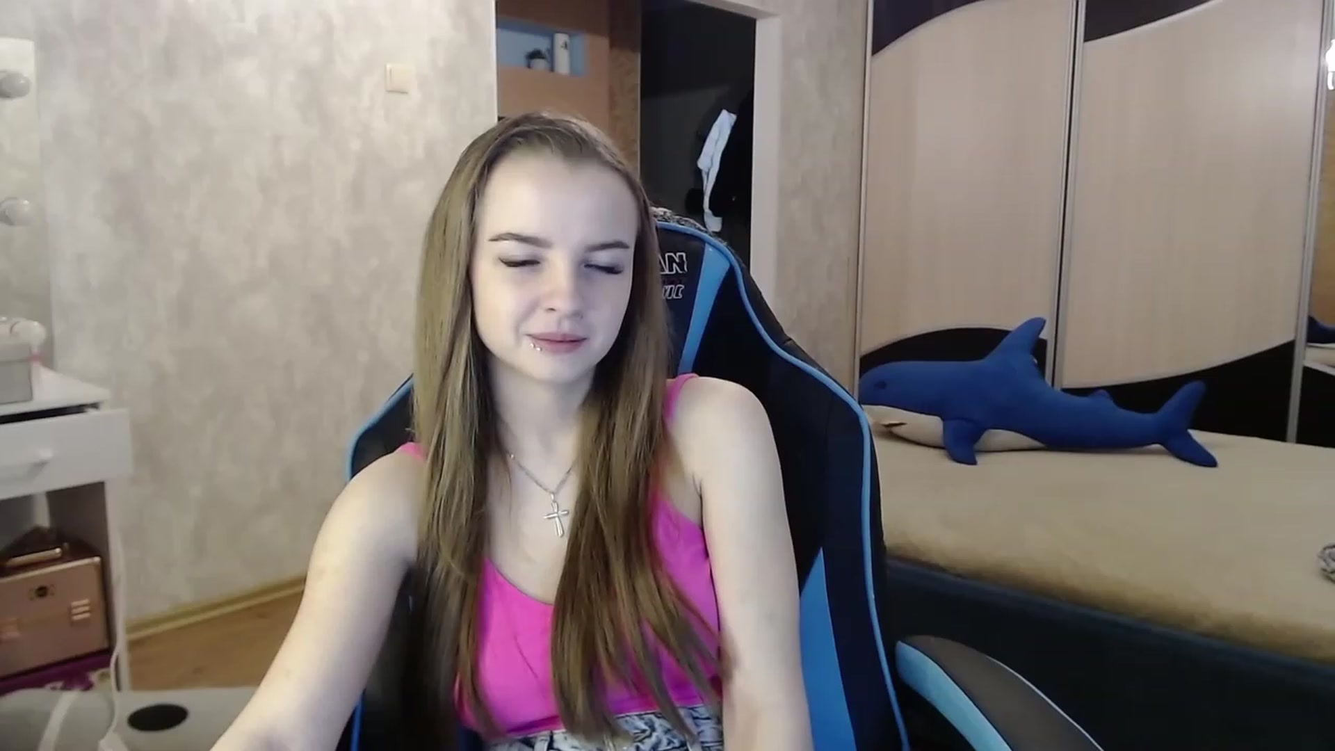 Gallery image thumbnail from Lio_noy's myfreecams stream on, 10/22/2023, 23:21 image 6 of 20