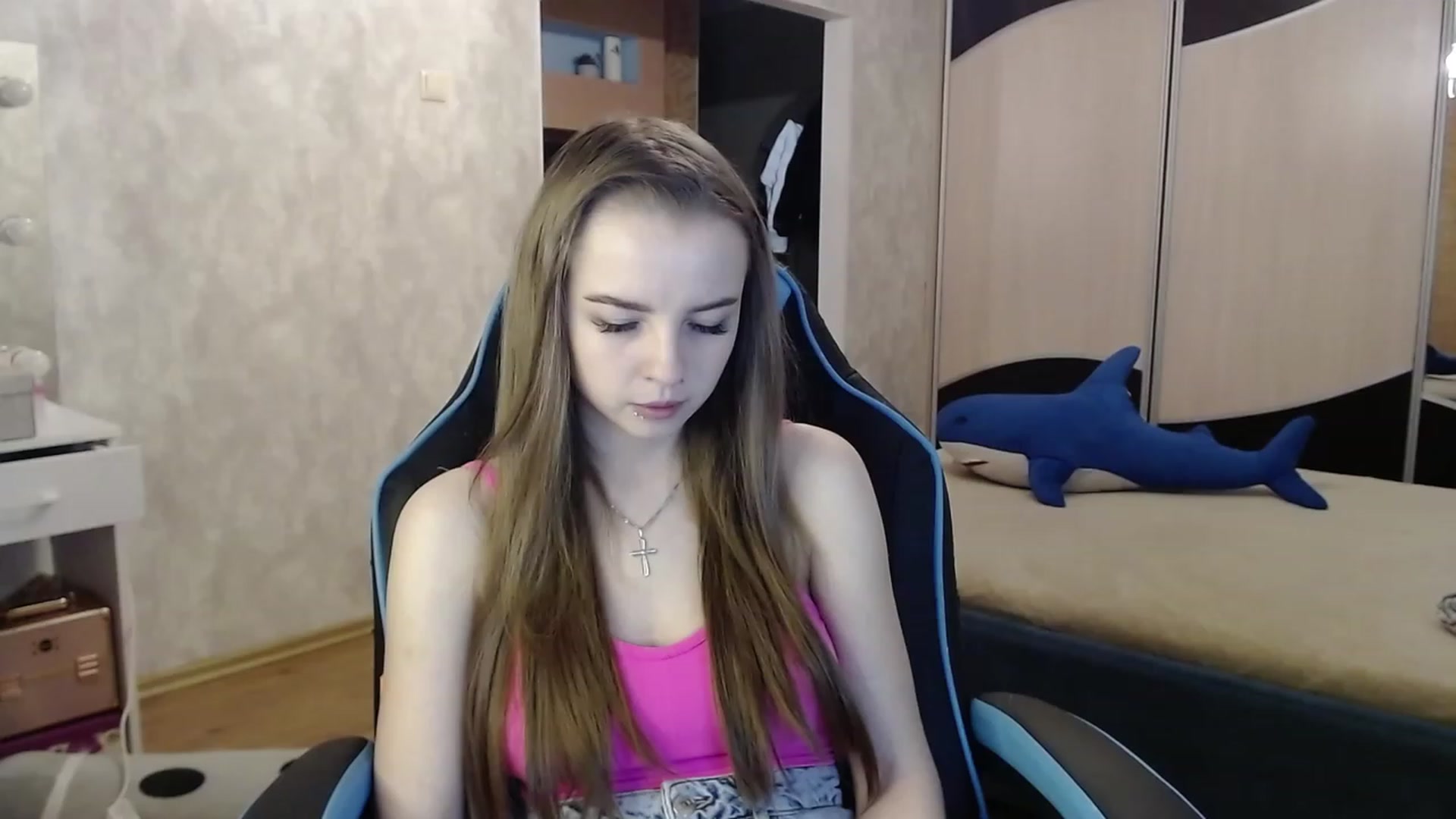 Gallery image thumbnail from Lio_noy's myfreecams stream on, 10/22/2023, 23:21 image 3 of 20