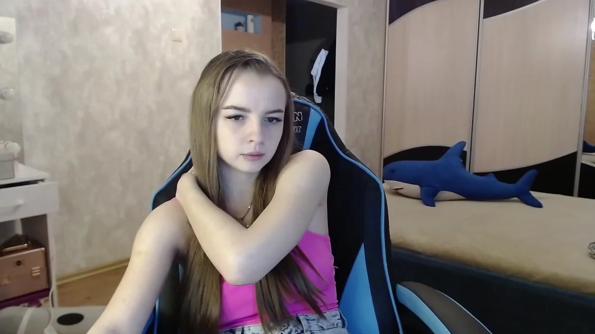 Gallery image thumbnail from Lio_noy's myfreecams stream on, 10/22/2023, 23:21 image 2 of 20