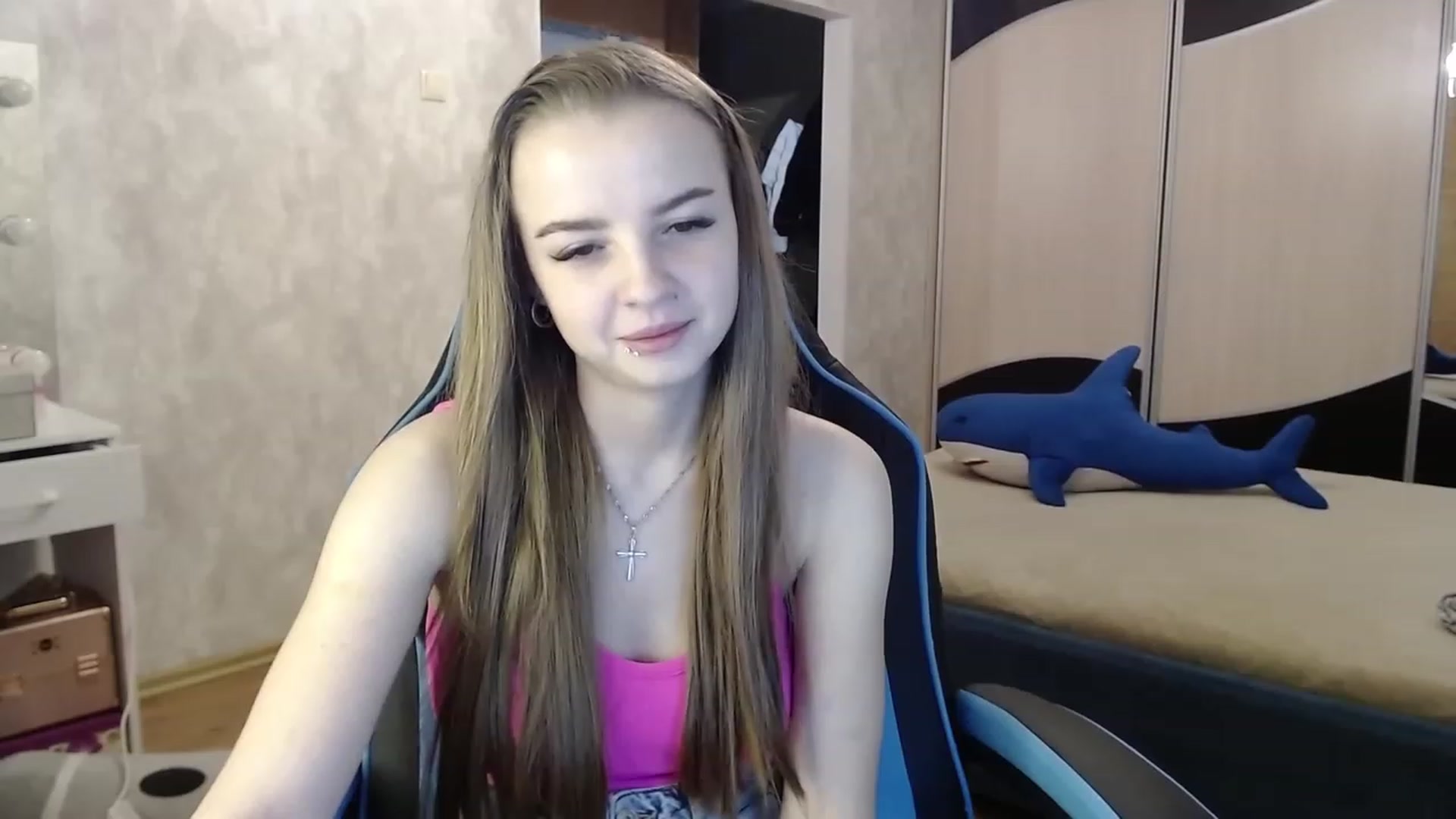 Gallery image thumbnail from Lio_noy's myfreecams stream on, 10/22/2023, 23:21 image 18 of 20