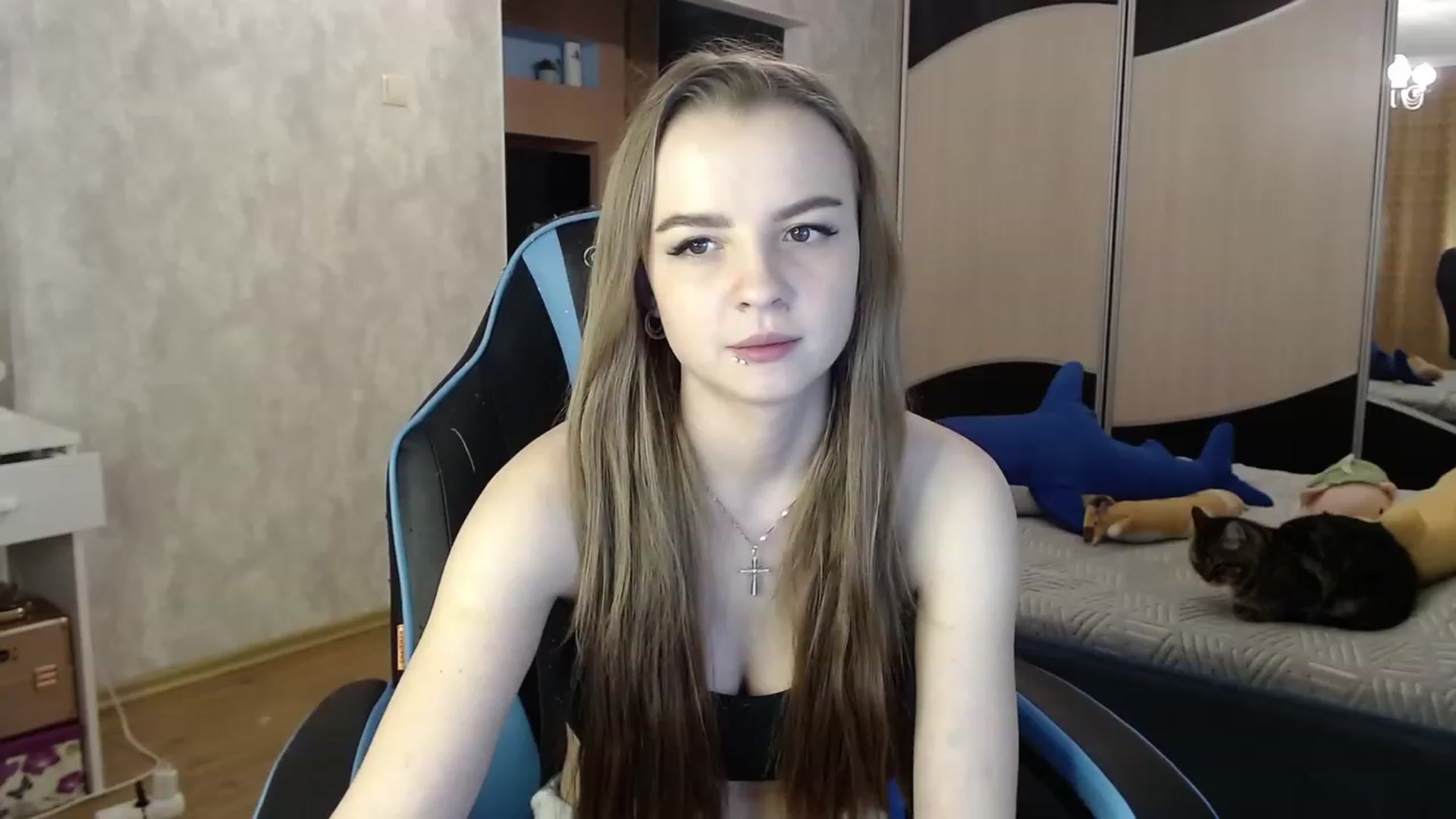 Gallery image thumbnail from Lio_noy's myfreecams stream on, 10/23/2023, 22:39 image 2 of 20