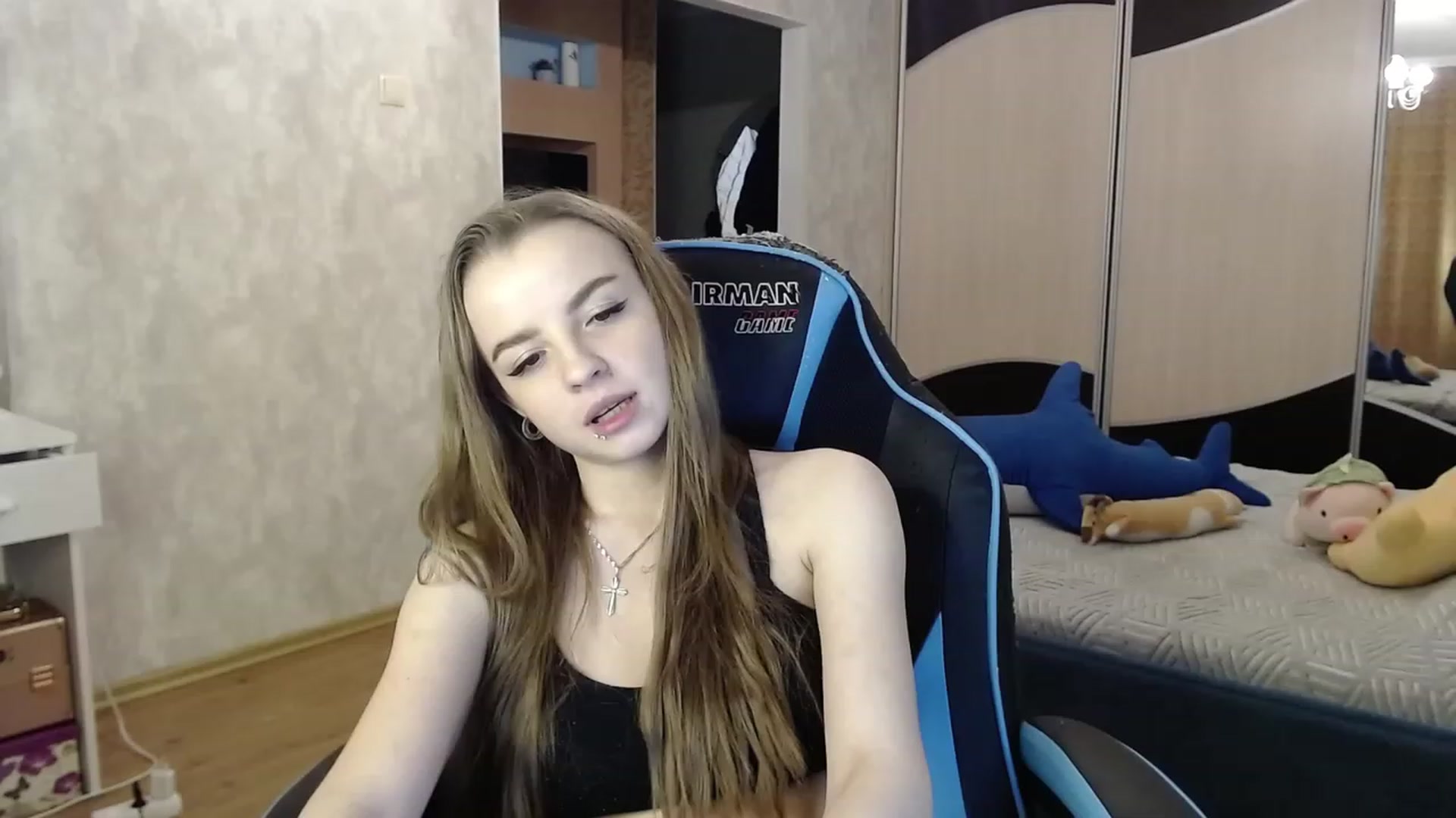 Gallery image thumbnail from Lio_noy's myfreecams stream on, 10/23/2023, 22:39 image 18 of 20