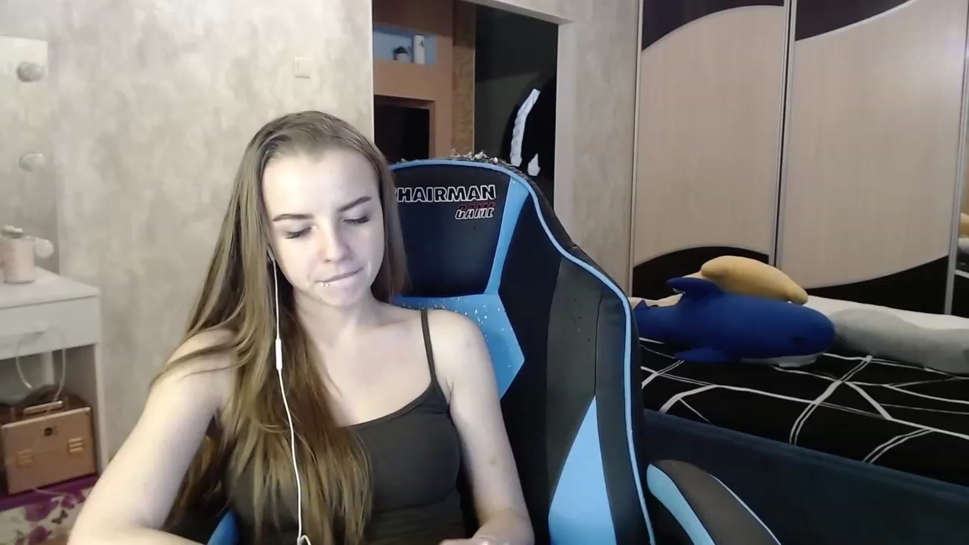 Gallery image thumbnail from Lio_noy's myfreecams stream on, 10/29/2023, 22:52 image 14 of 20