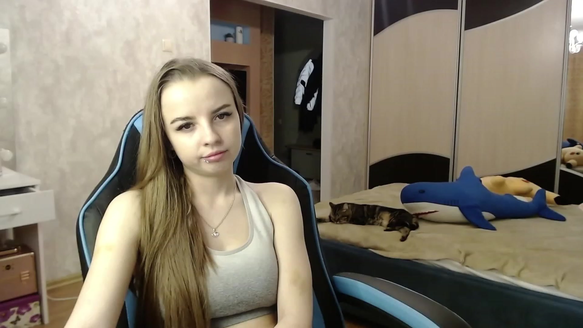 Gallery image thumbnail from Lio_noy's myfreecams stream on, 11/04/2023, 22:23 image 17 of 20
