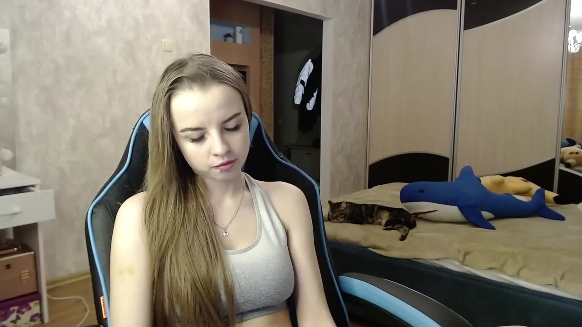 Gallery image thumbnail from Lio_noy's myfreecams stream on, 11/04/2023, 22:23 image 6 of 20