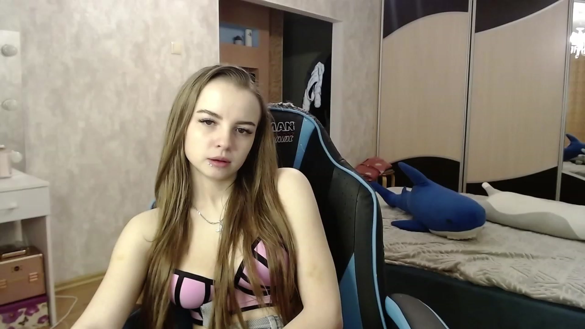 Gallery image thumbnail from Lio_noy's myfreecams stream on, 11/06/2023, 23:47 image 5 of 20
