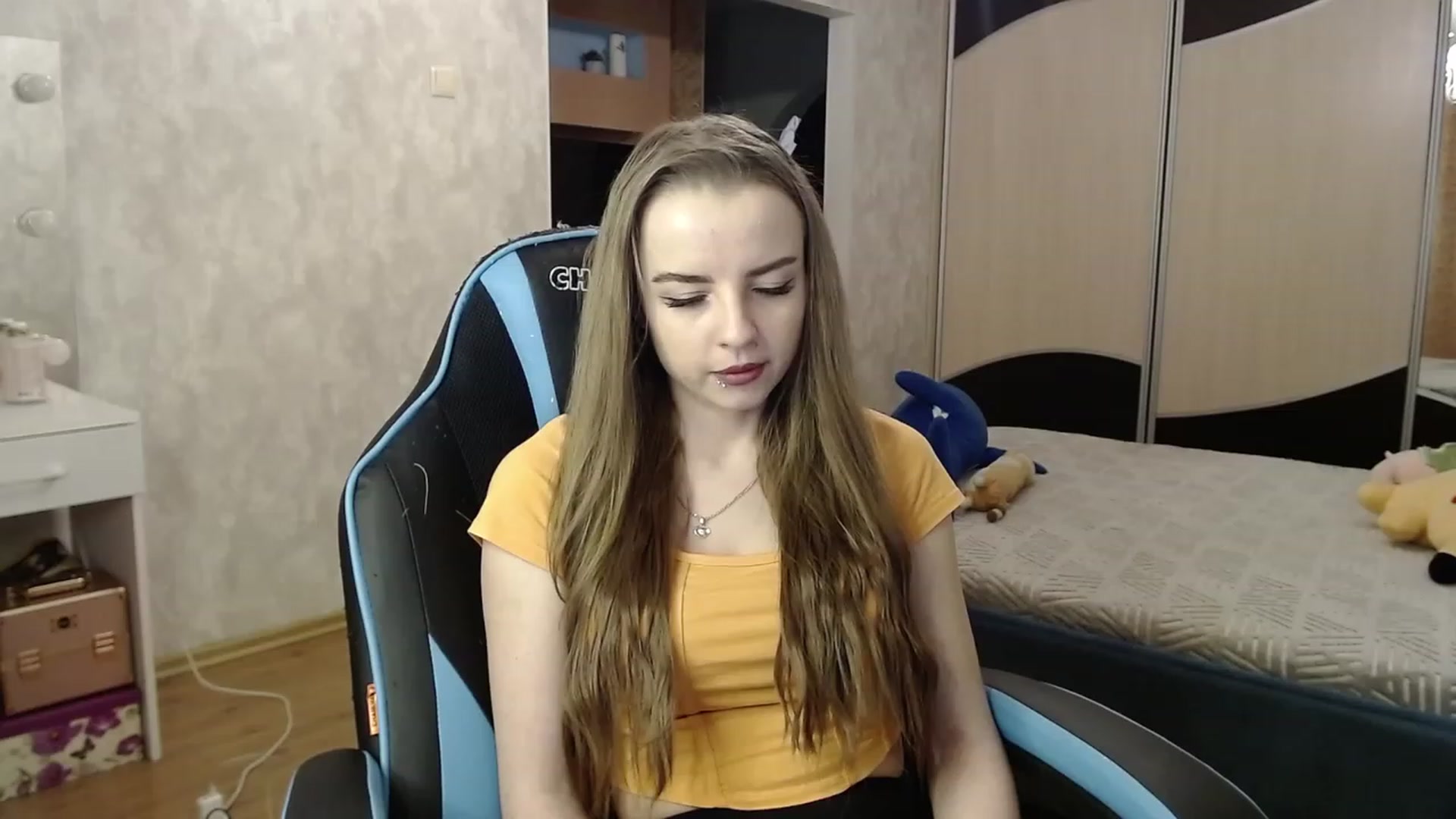 Gallery image thumbnail from Lio_noy's myfreecams stream on, 11/09/2023, 23:04 image 3 of 20