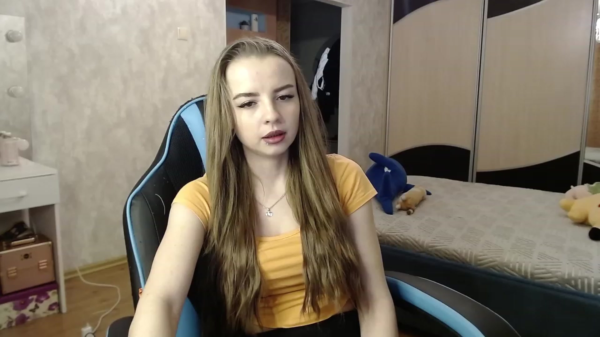 Gallery image thumbnail from Lio_noy's myfreecams stream on, 11/09/2023, 23:04 image 11 of 20